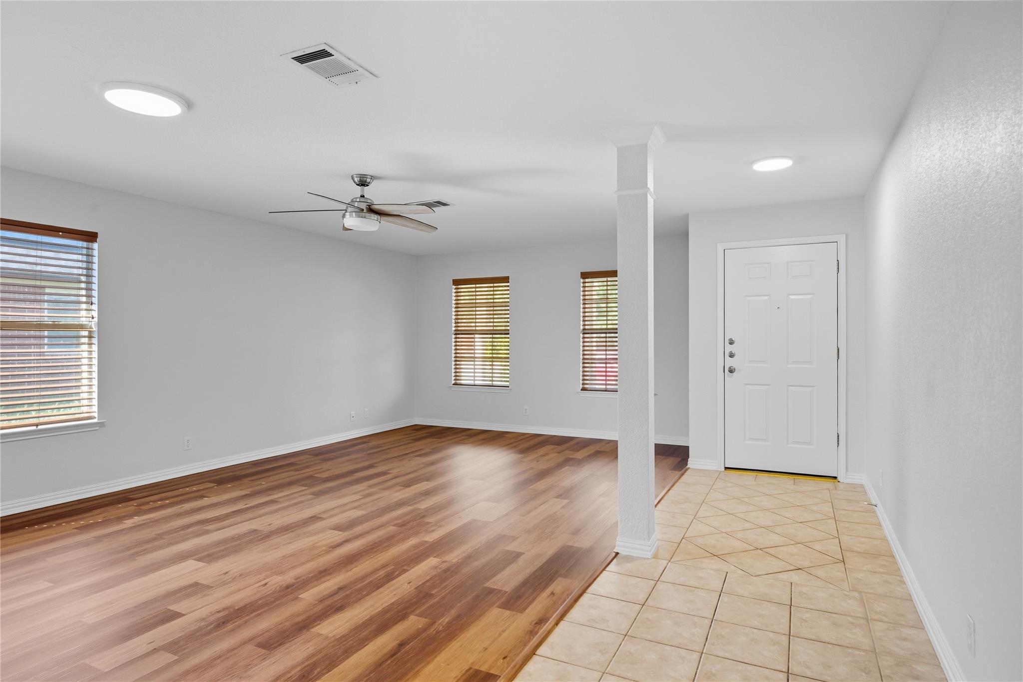 117 Paige Bnd, Hutto, TX 78634