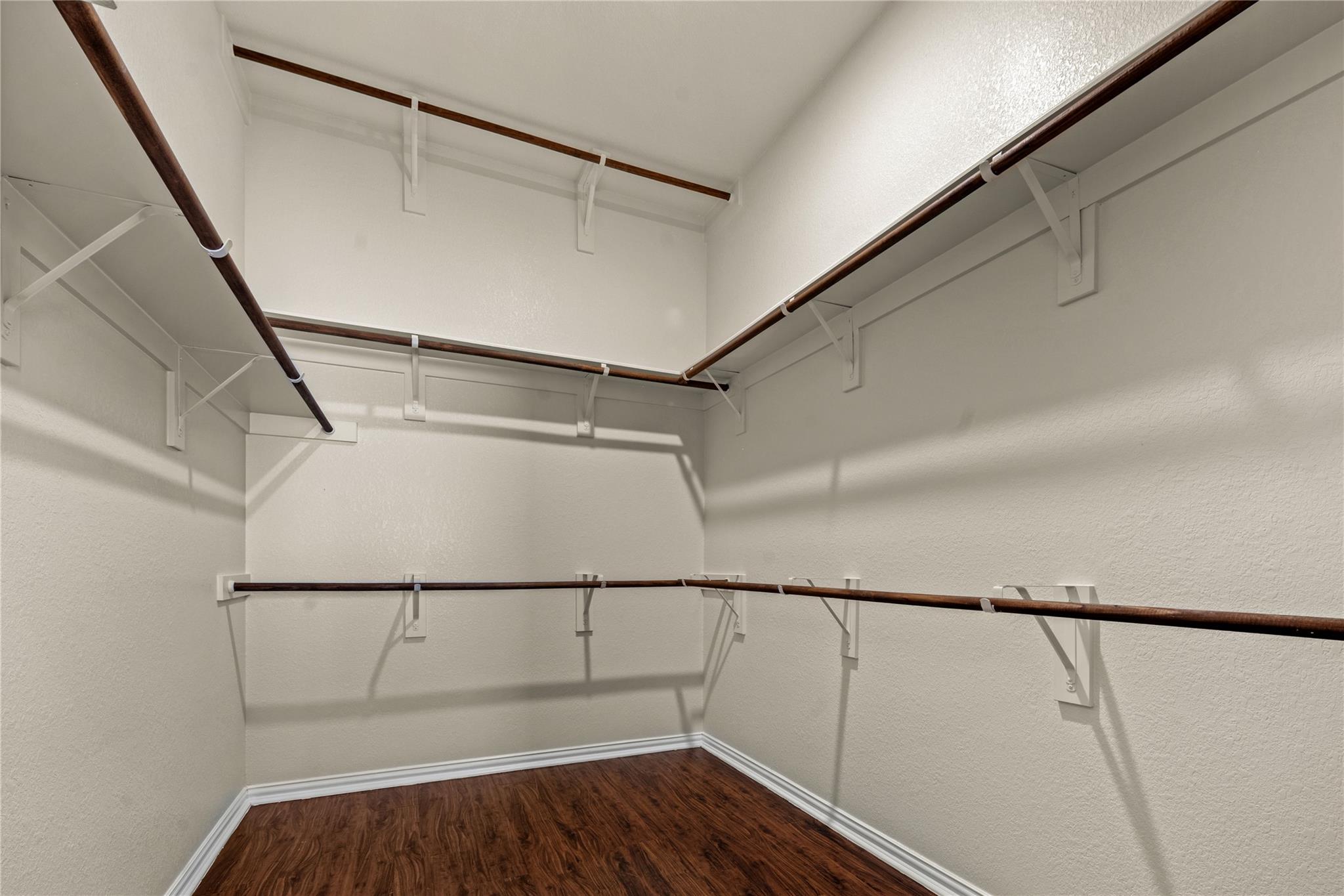 111 Wallin Farms Dr, Hutto, TX 78634