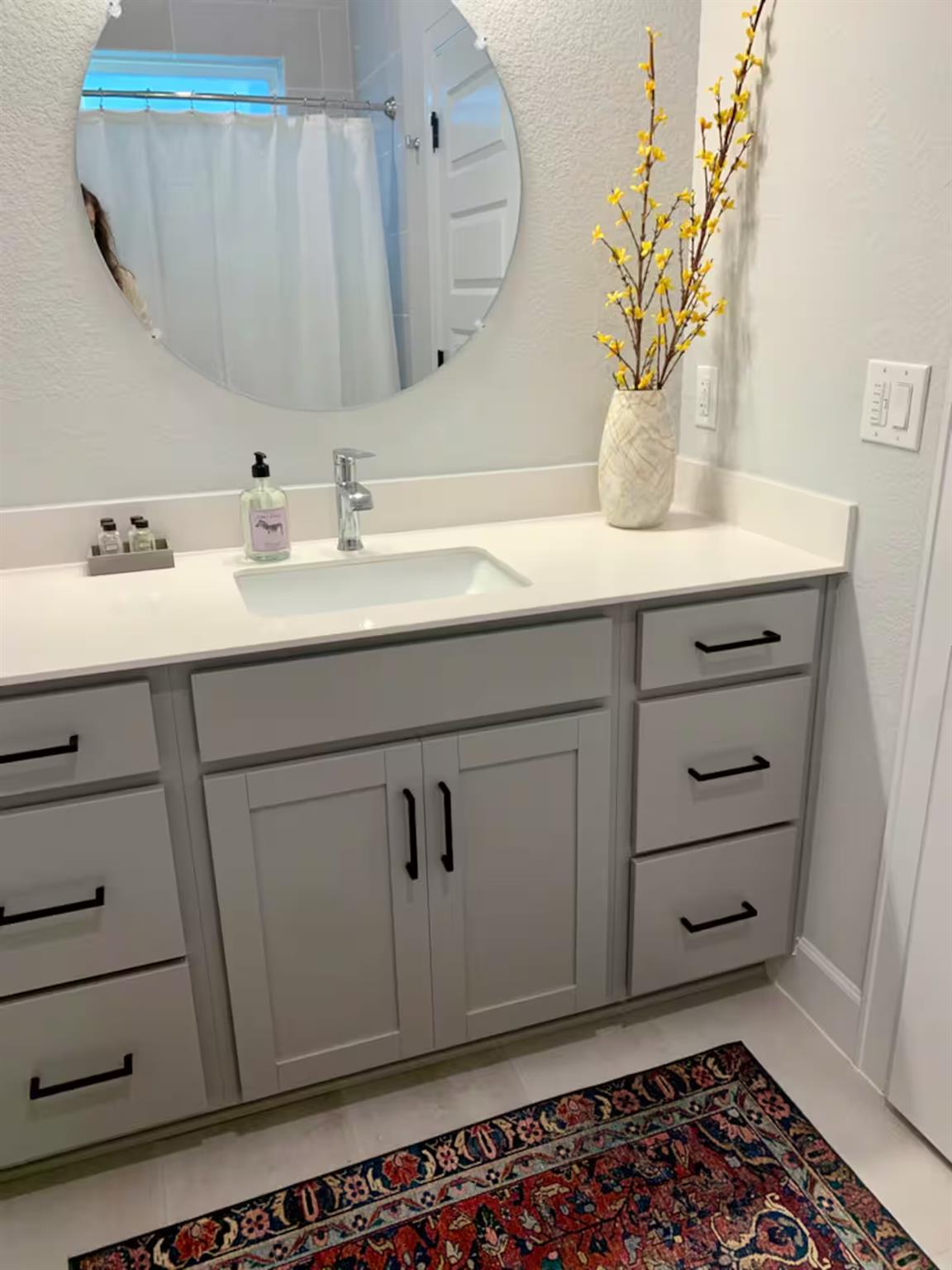 1307 Cedar Ave # 2, Austin, TX 78702