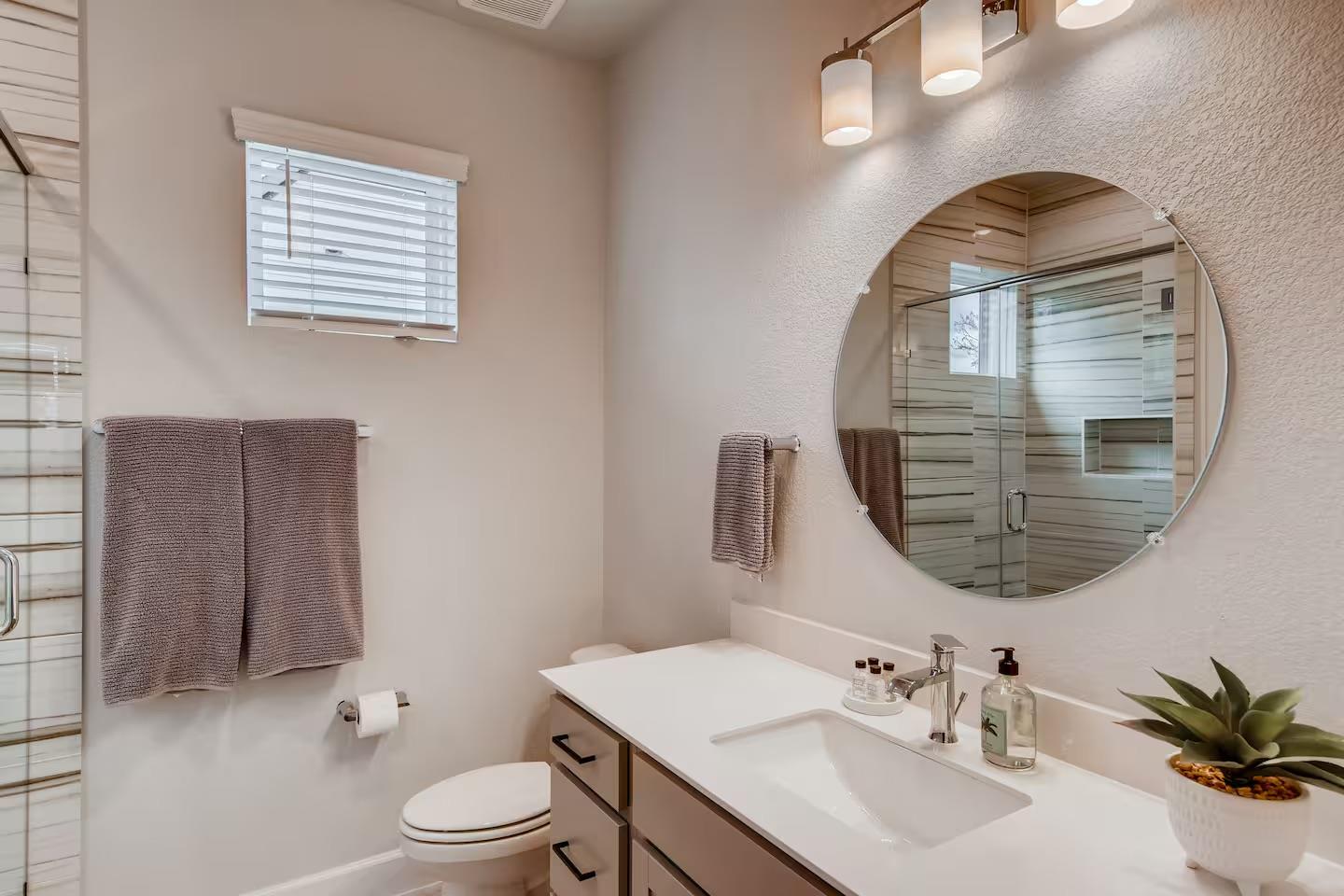 1307 Cedar Ave # 2, Austin, TX 78702