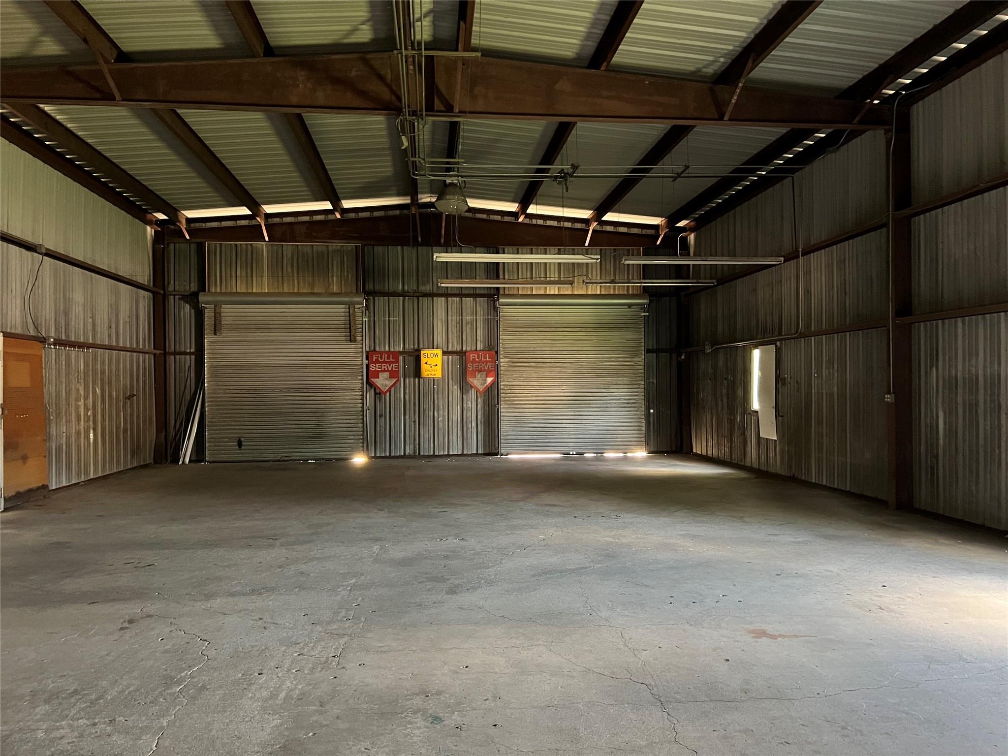 1201 W 2nd St, Taylor, TX 76574