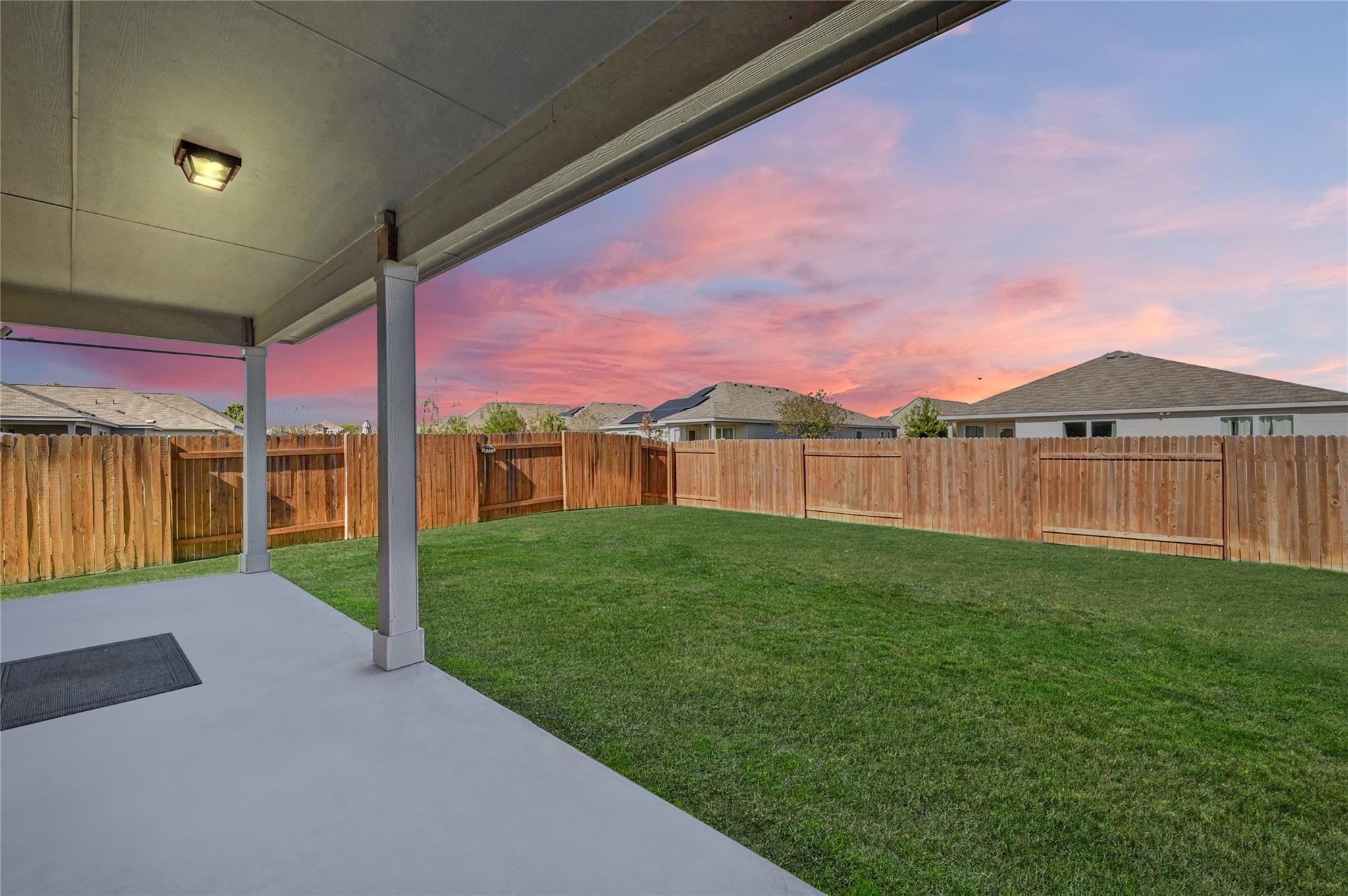 111 Pearland St, Hutto, TX 78634