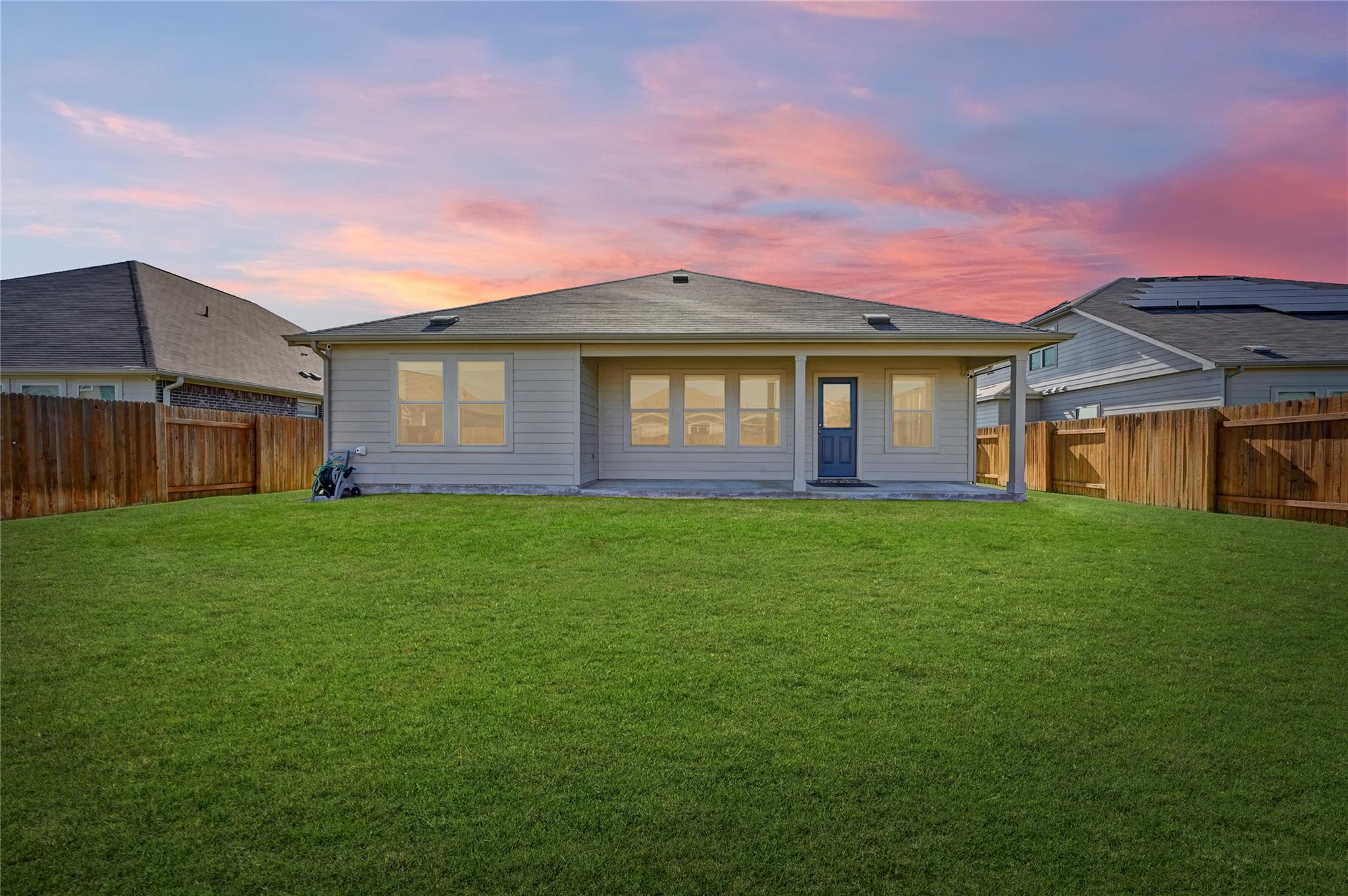 111 Pearland St, Hutto, TX 78634