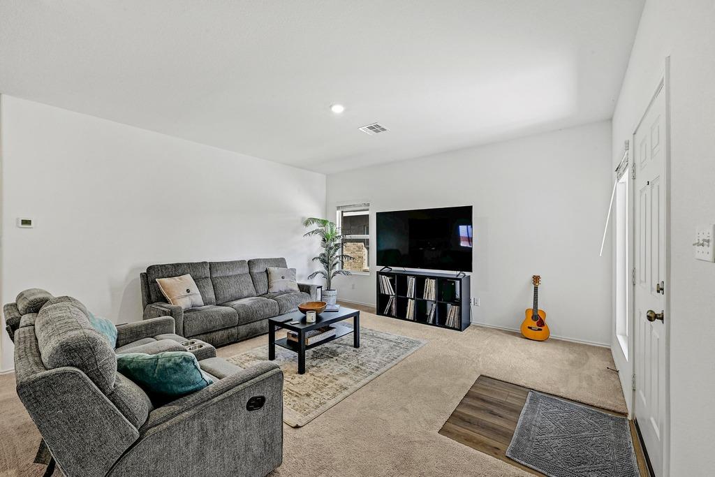 204 Grey Slate Ave, Marble Falls, TX 78654