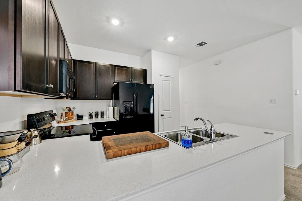 204 Grey Slate Ave, Marble Falls, TX 78654