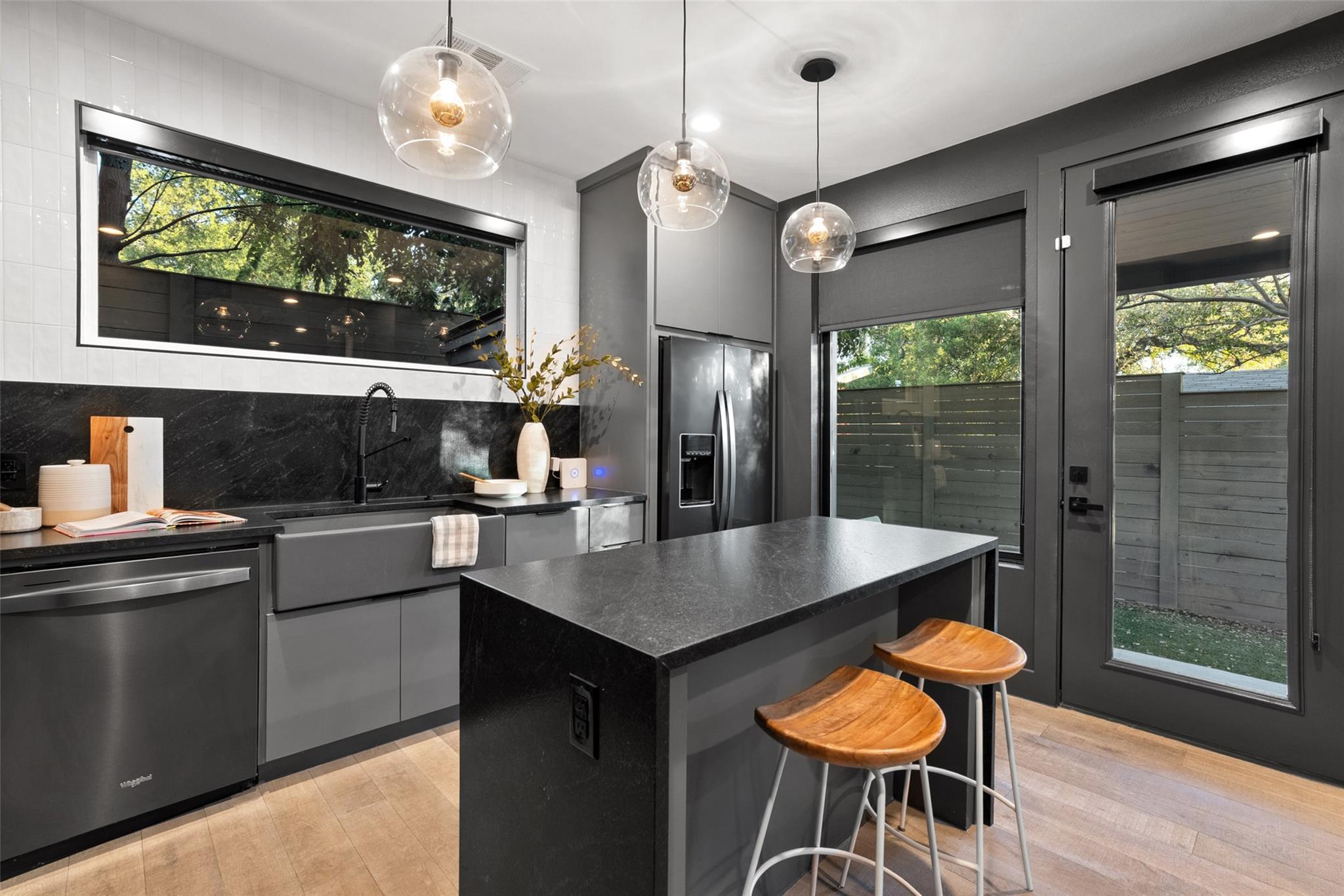 2209 Rae Dell Ave, Austin, TX 78704