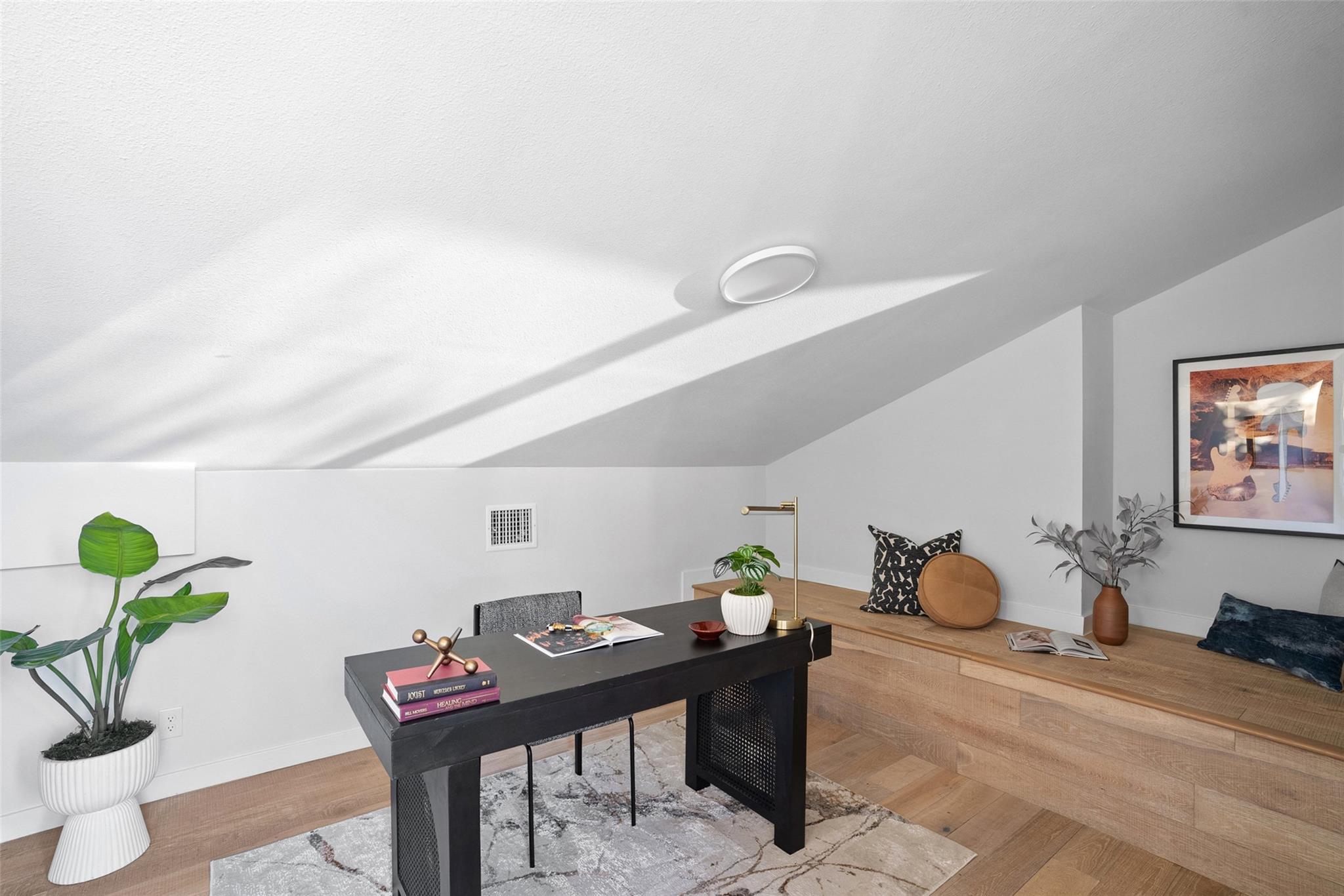 2209 Rae Dell Ave, Austin, TX 78704