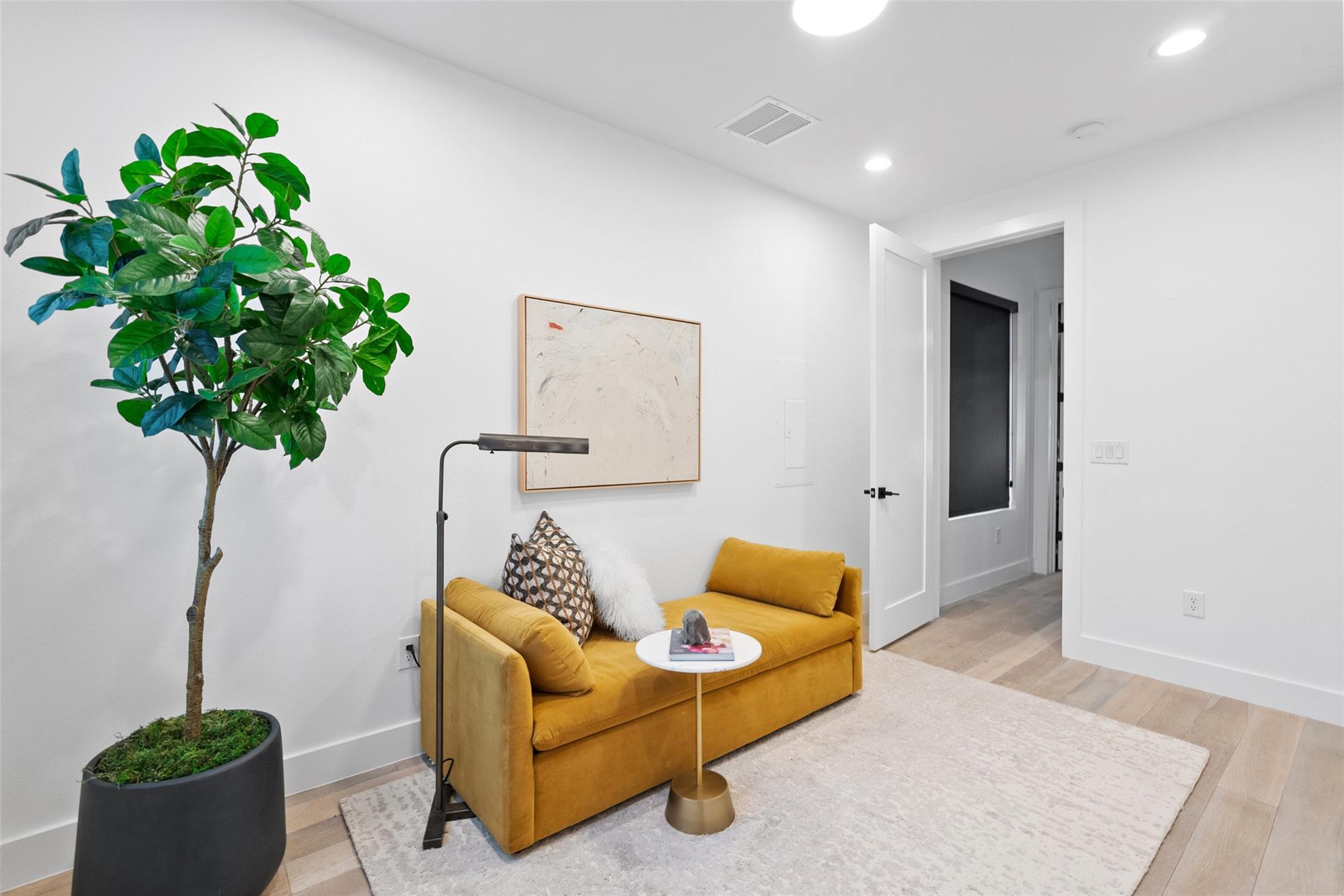 2209 Rae Dell Ave, Austin, TX 78704