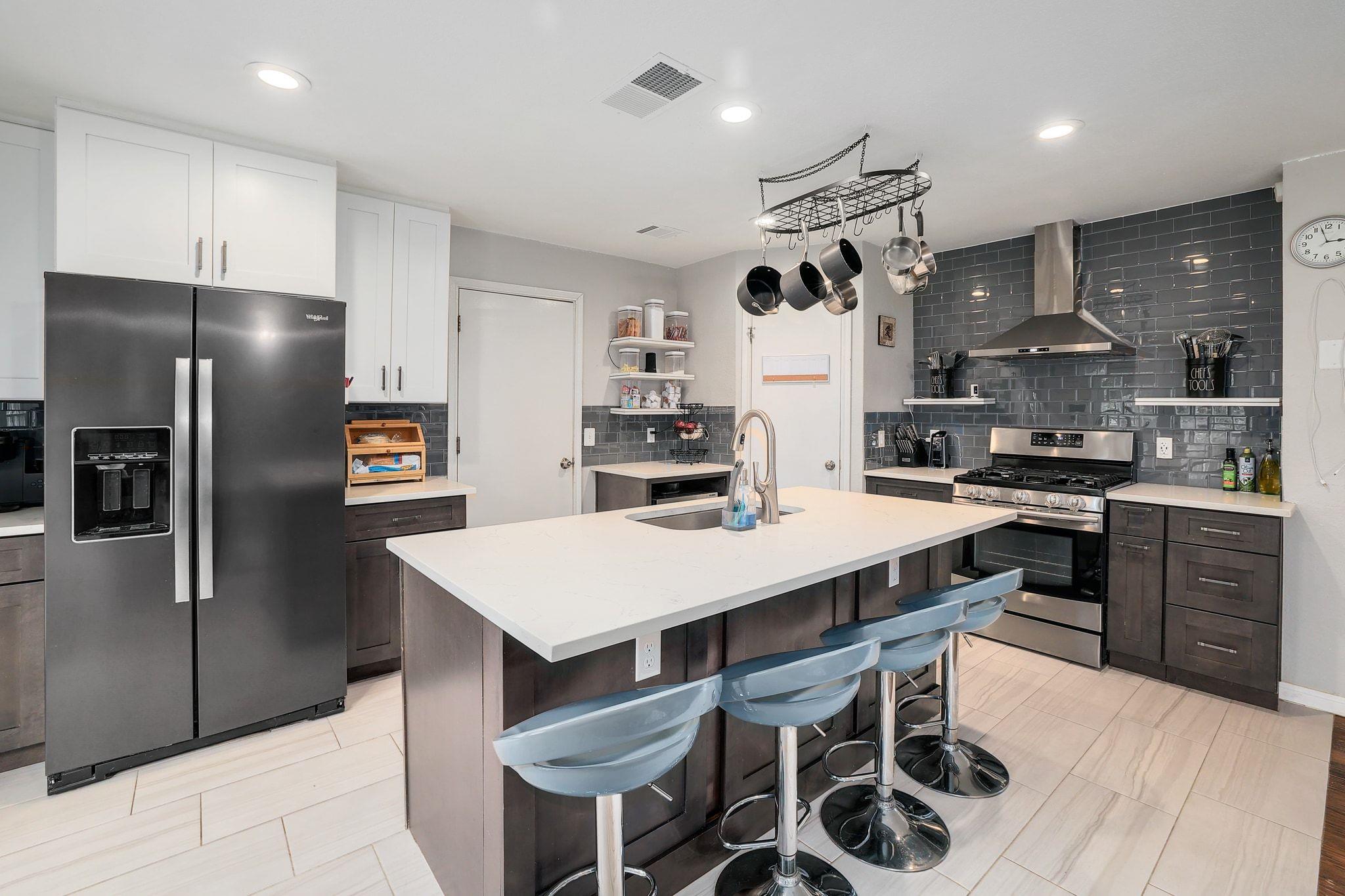 16700 Black Kettle Dr, Leander, TX 78641