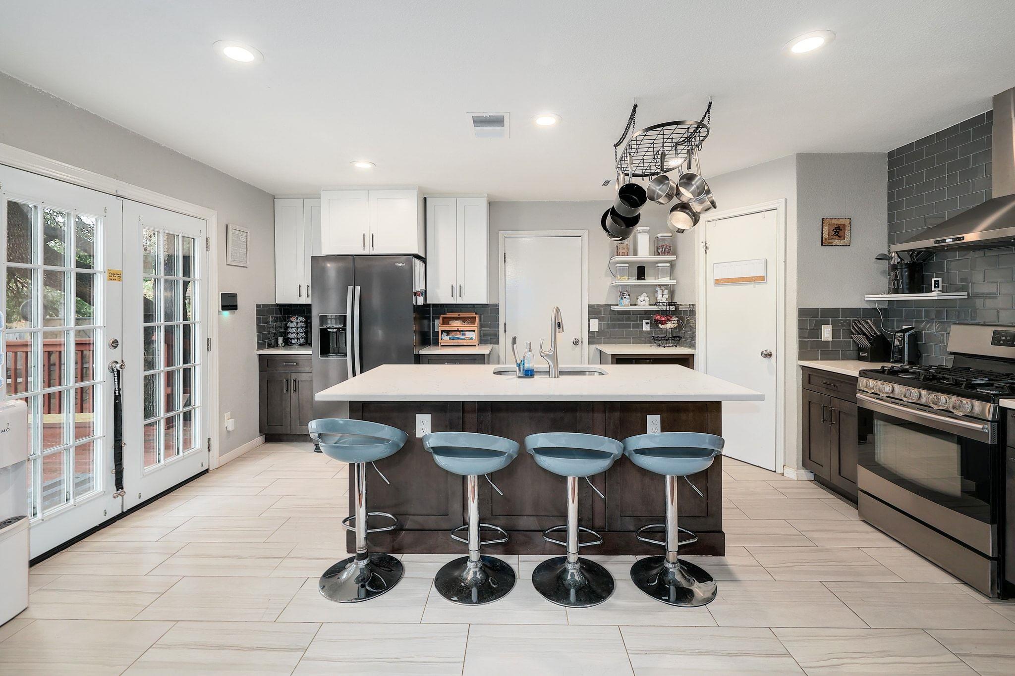 16700 Black Kettle Dr, Leander, TX 78641