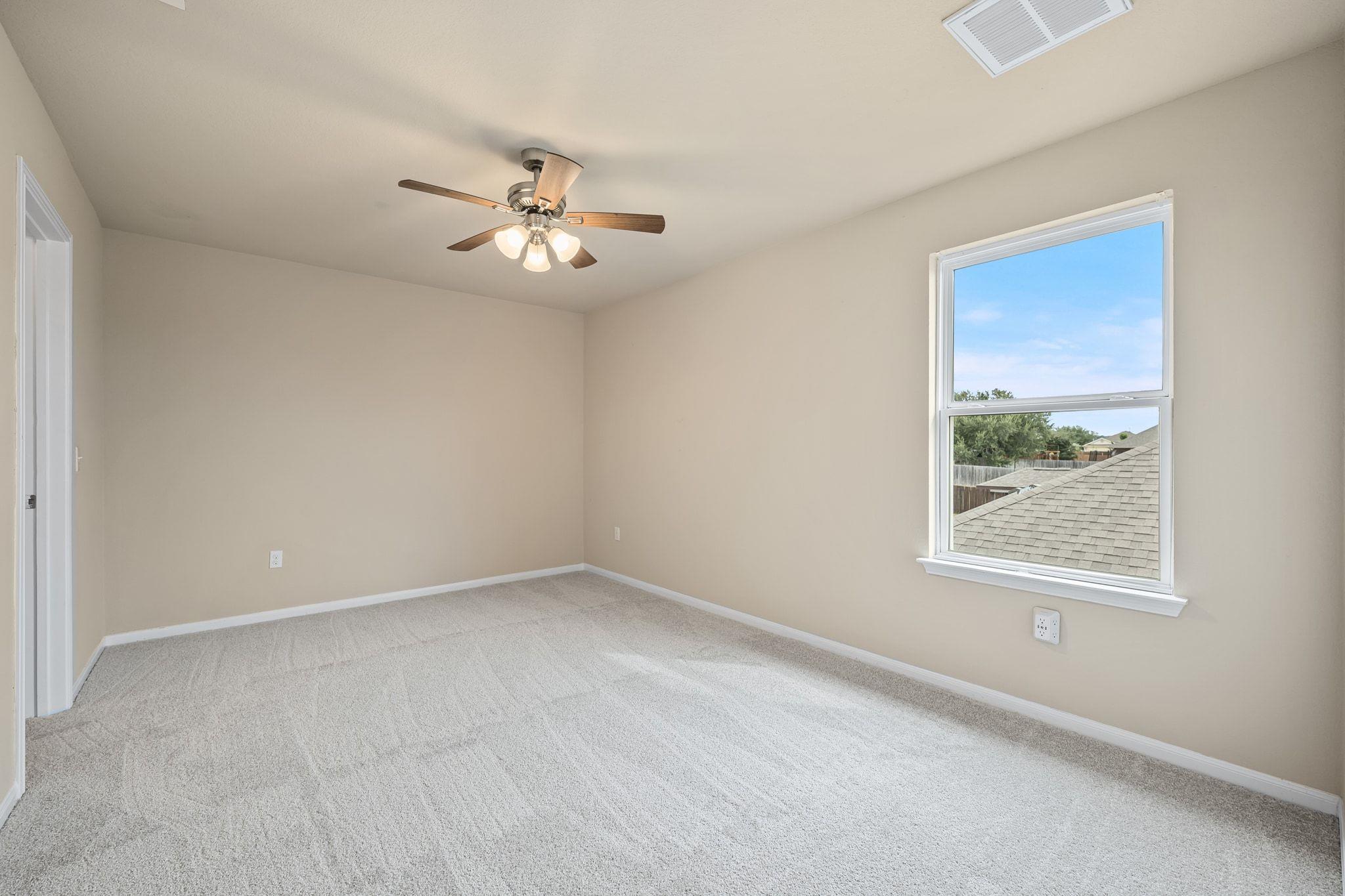 401 Lewisville Ln, Leander, TX 78641