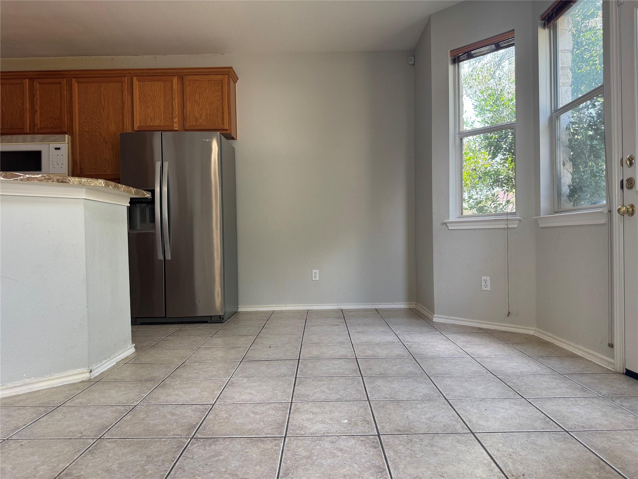 1810 Rosenborough Ln N, Round Rock, TX 78665