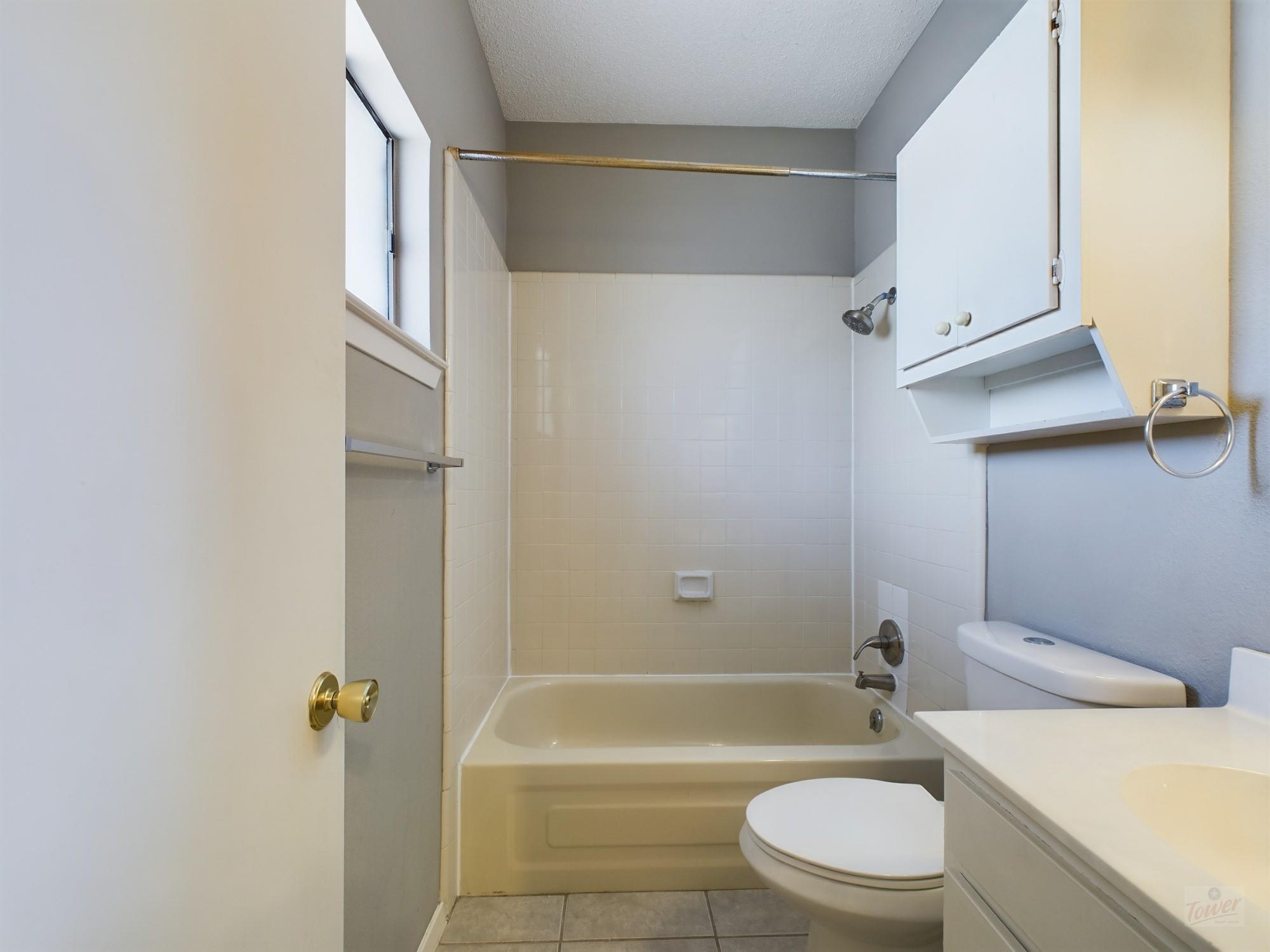 3316 Guadalupe St # 304, Austin, TX 78705