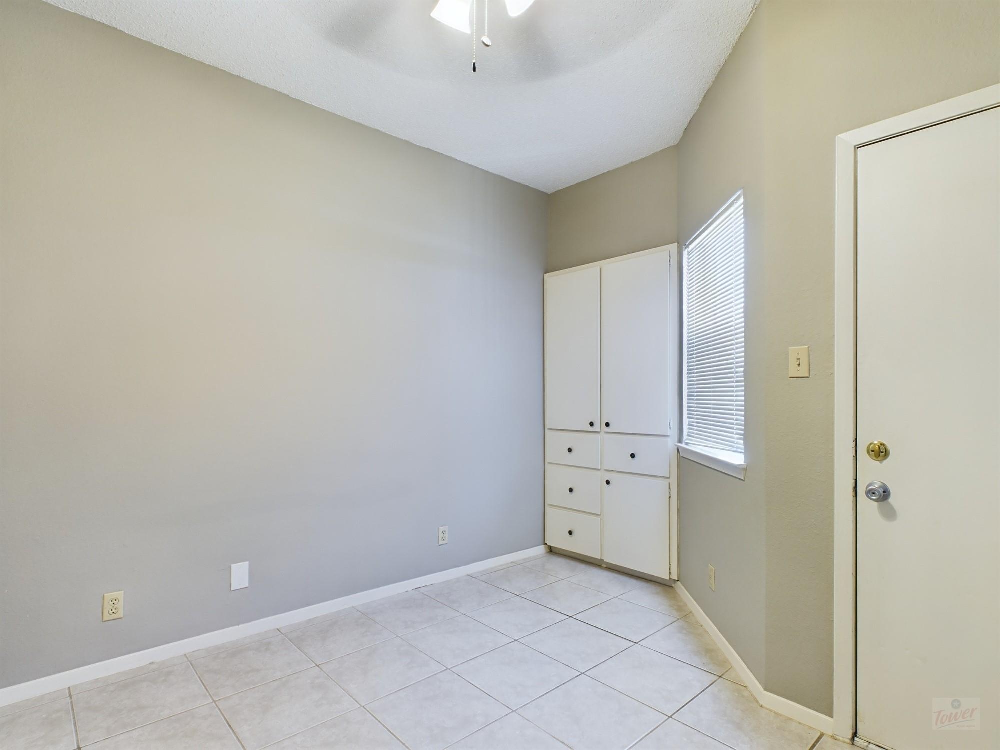 3316 Guadalupe St # 304, Austin, TX 78705