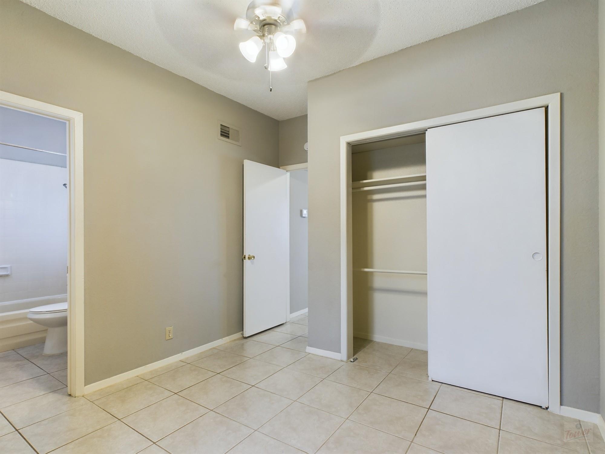 3316 Guadalupe St # 304, Austin, TX 78705