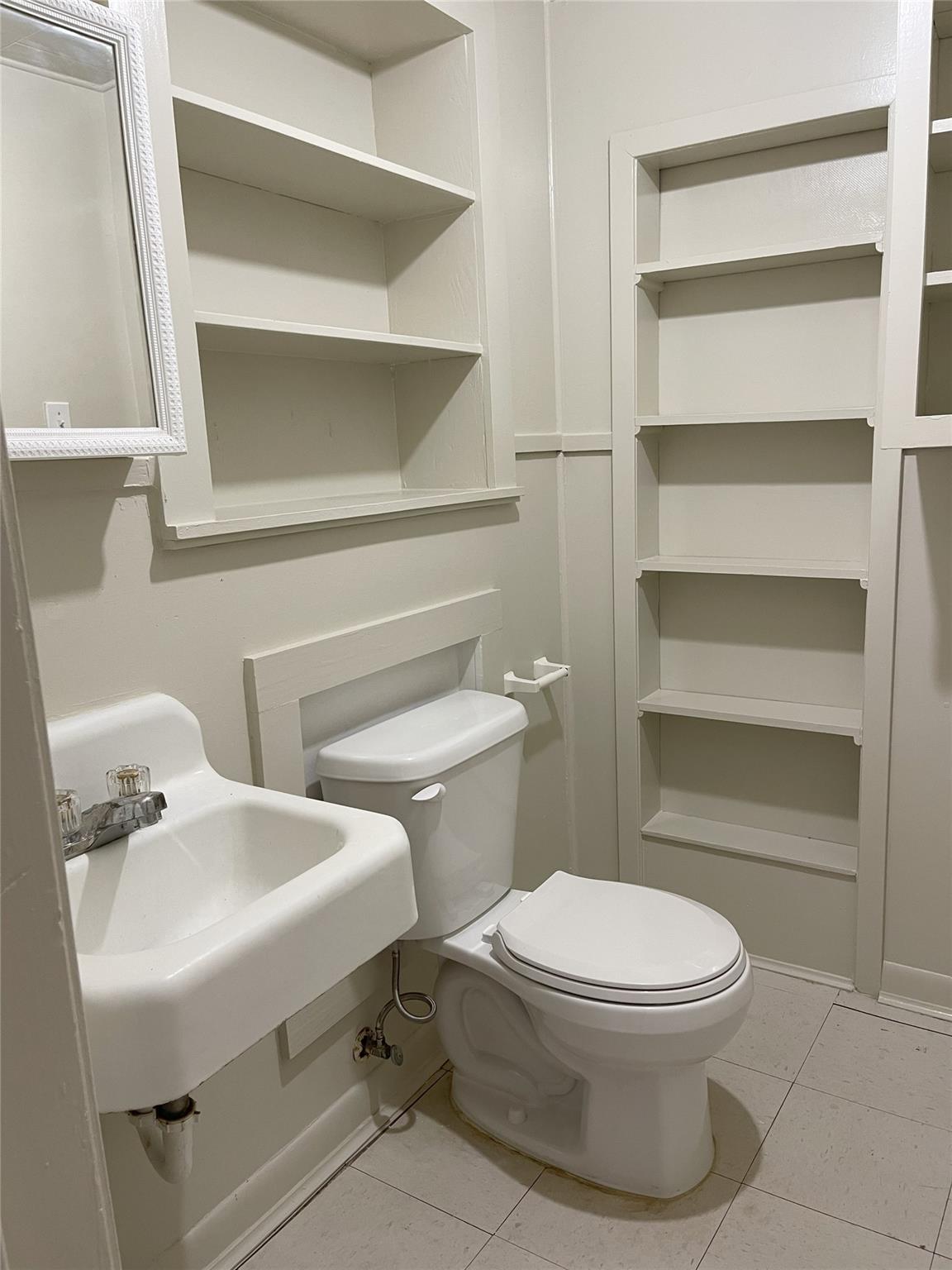 1521 N Hamilton St, Gonzales, TX 78629