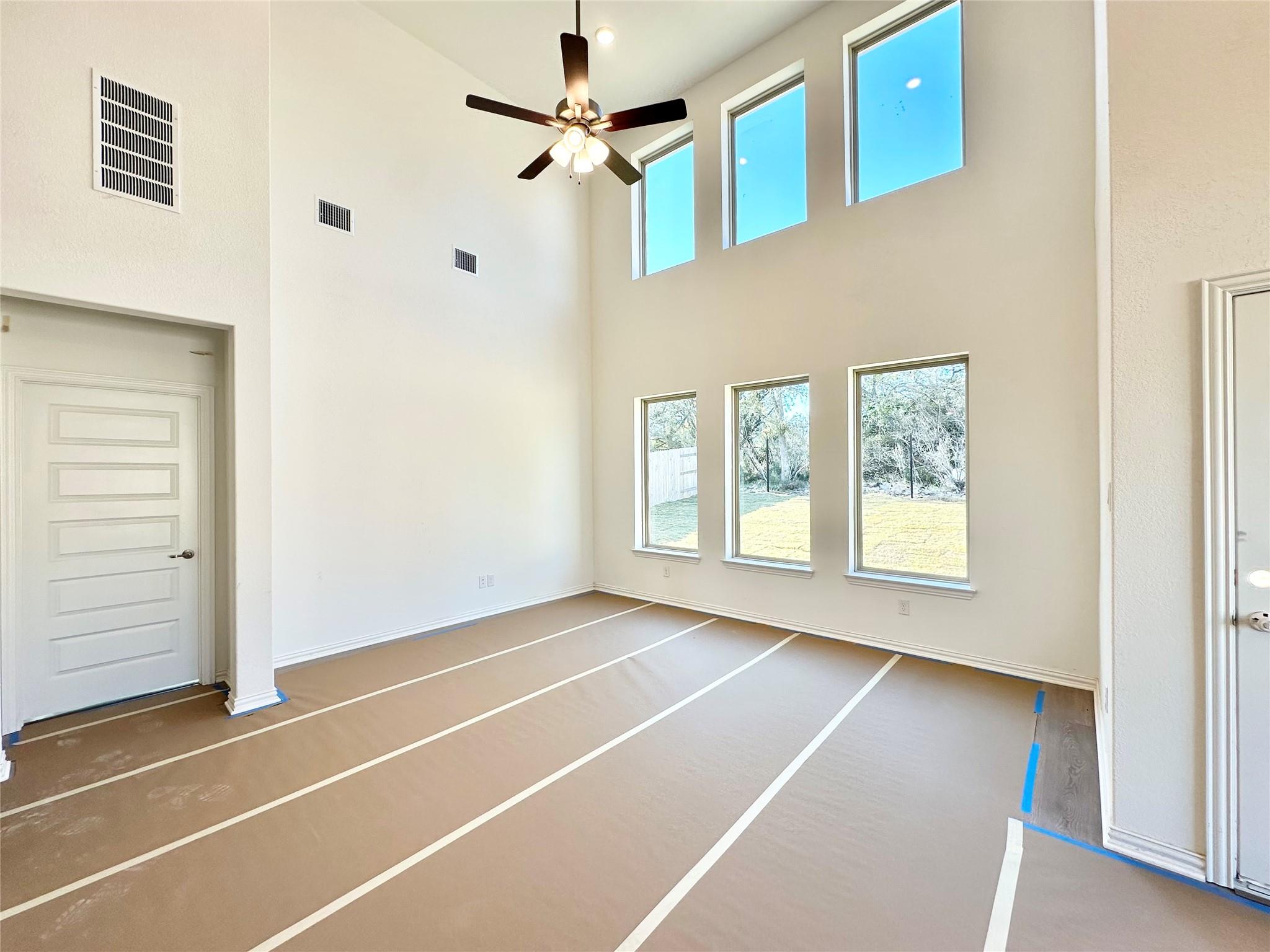 520 Tubman Dr, Kyle, TX 78640