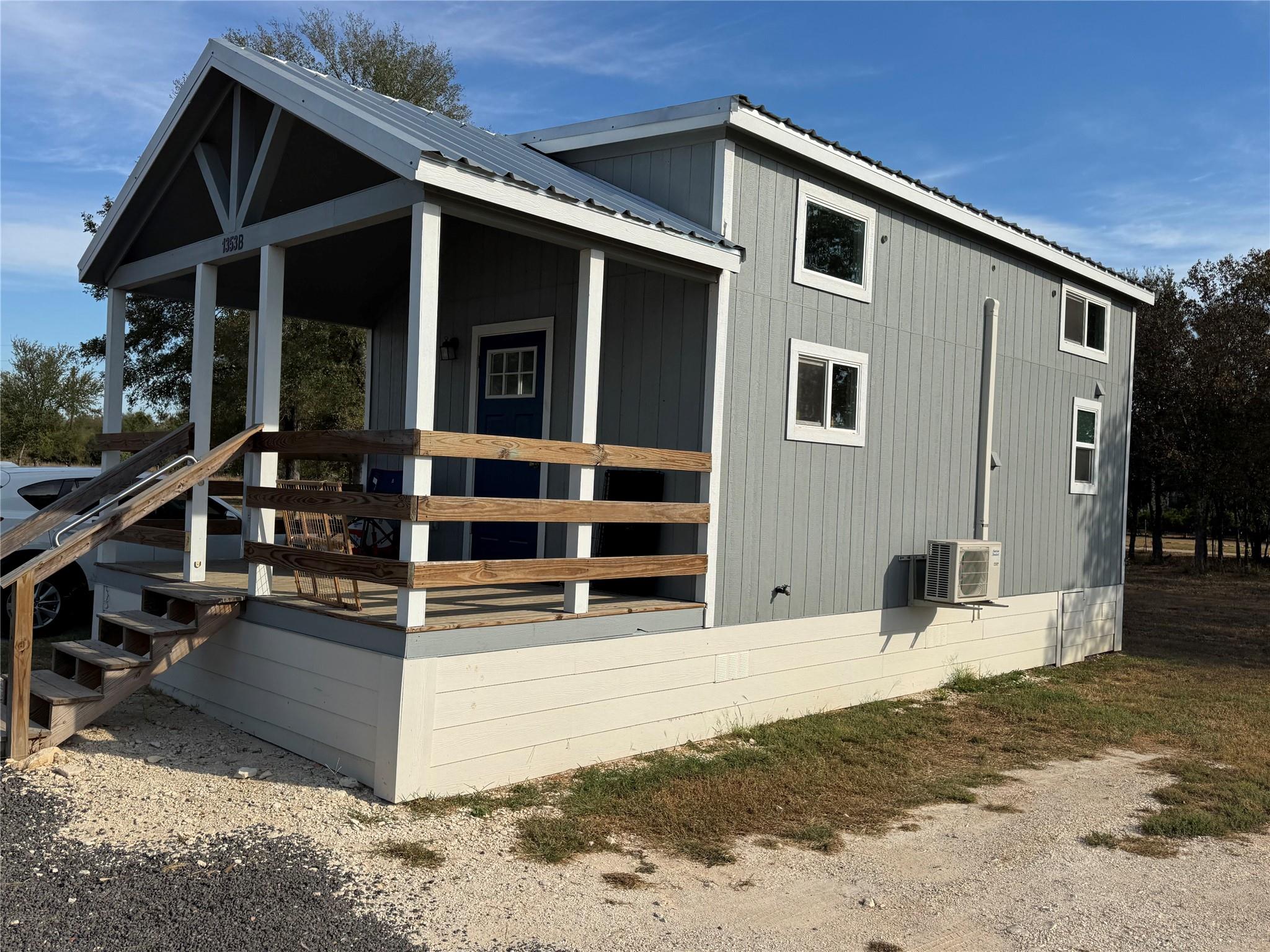 1353 Red Town Rd # B, Elgin, TX 78621