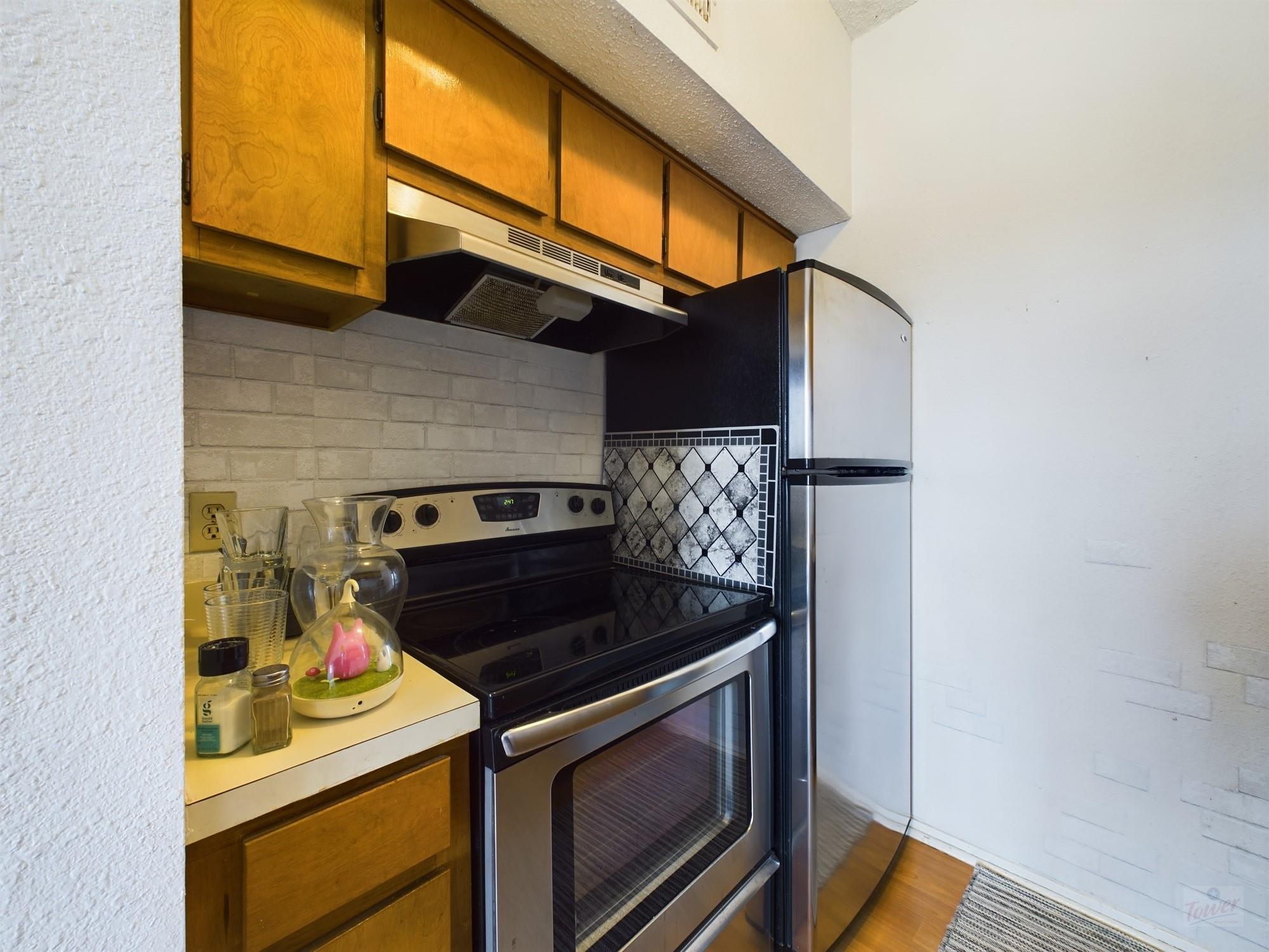 3316 Guadalupe St # 301, Austin, TX 78705