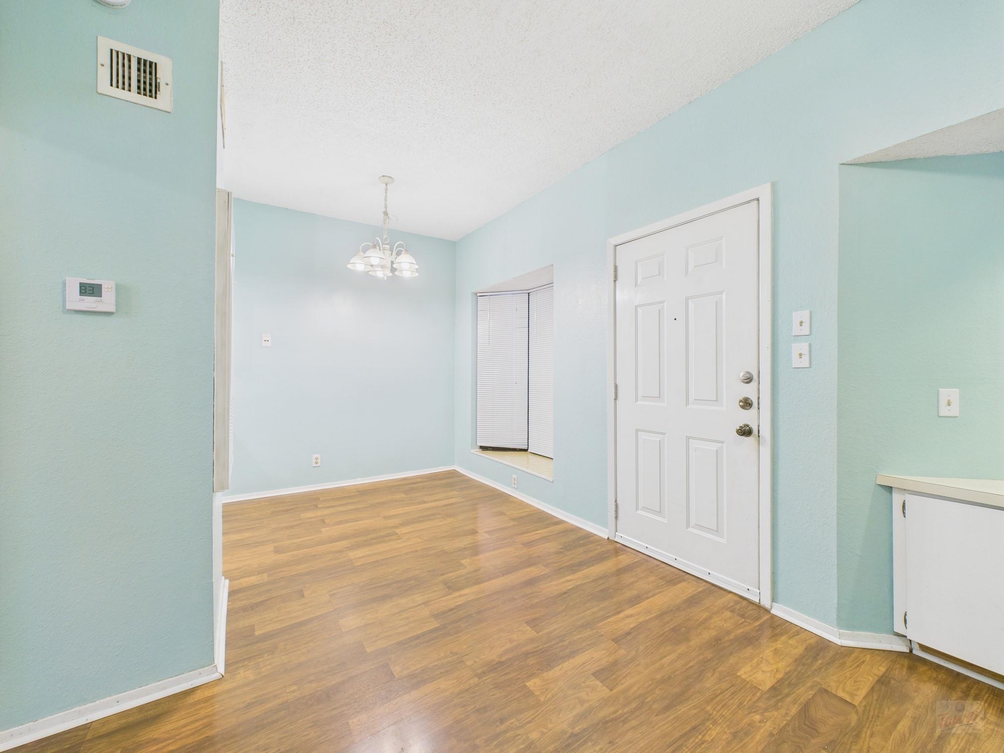 3316 Guadalupe St # 220, Austin, TX 78705