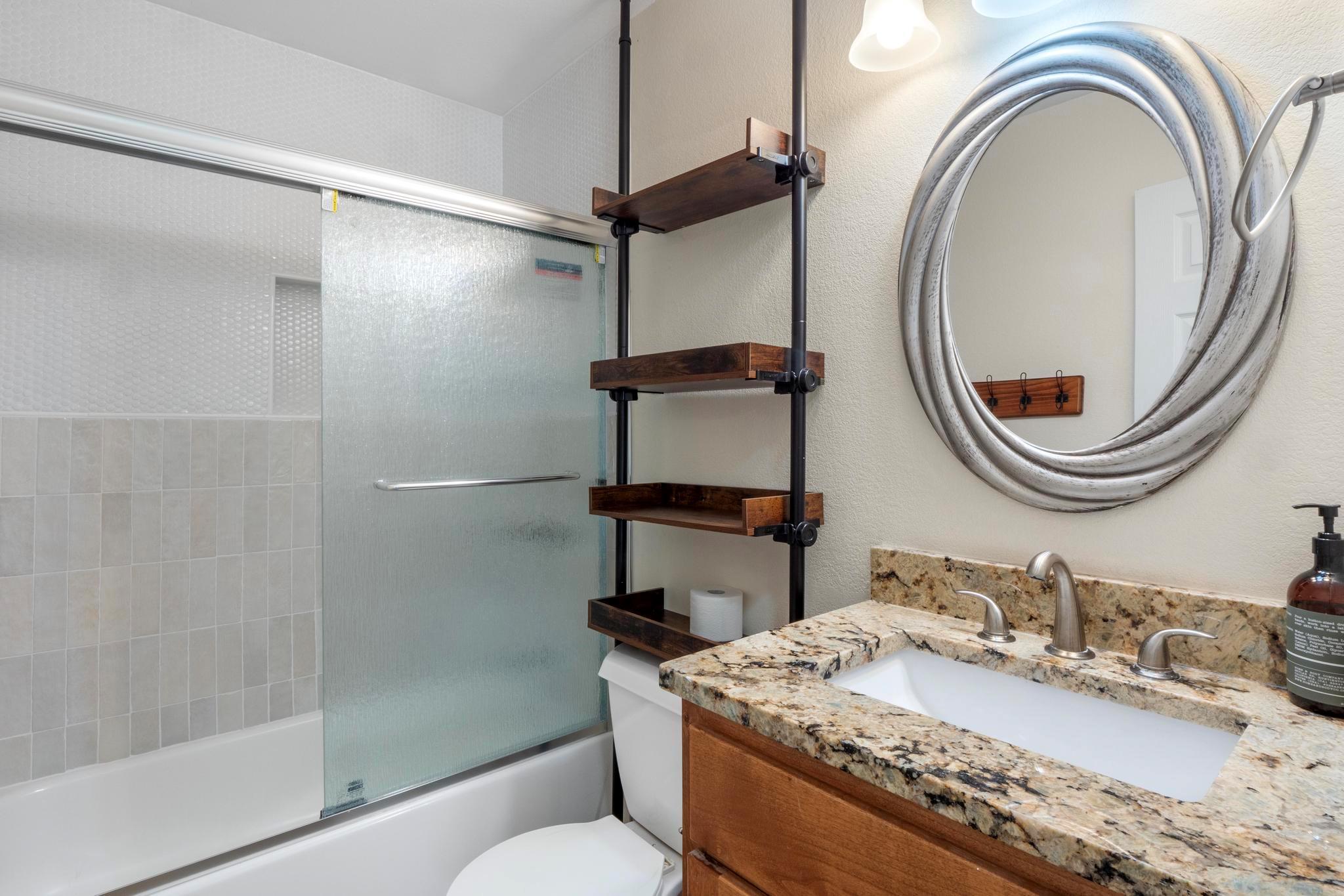 10213 Thomas Lane, Dripping Springs, TX 78620