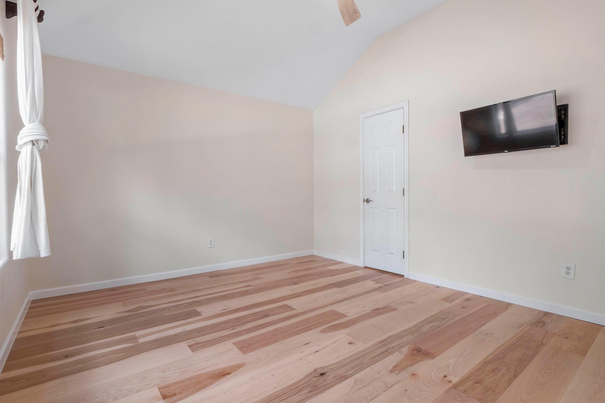 10213 Thomas Lane, Dripping Springs, TX 78620