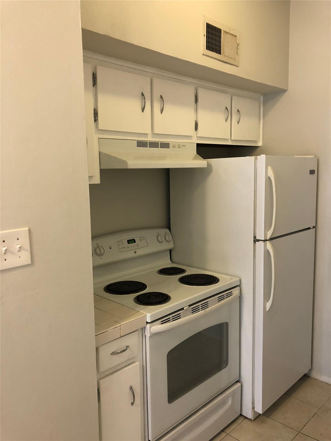 3316 Guadalupe St # 201, Austin, TX 78705