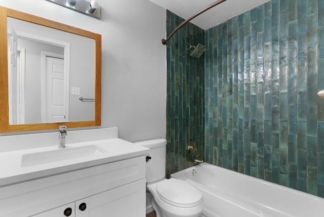 6200 La Naranja Ln, Austin, TX 78749