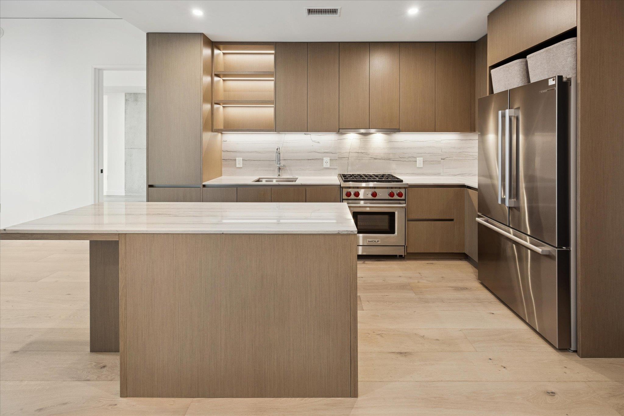 610 Davis St # 3204, Austin, TX 78701