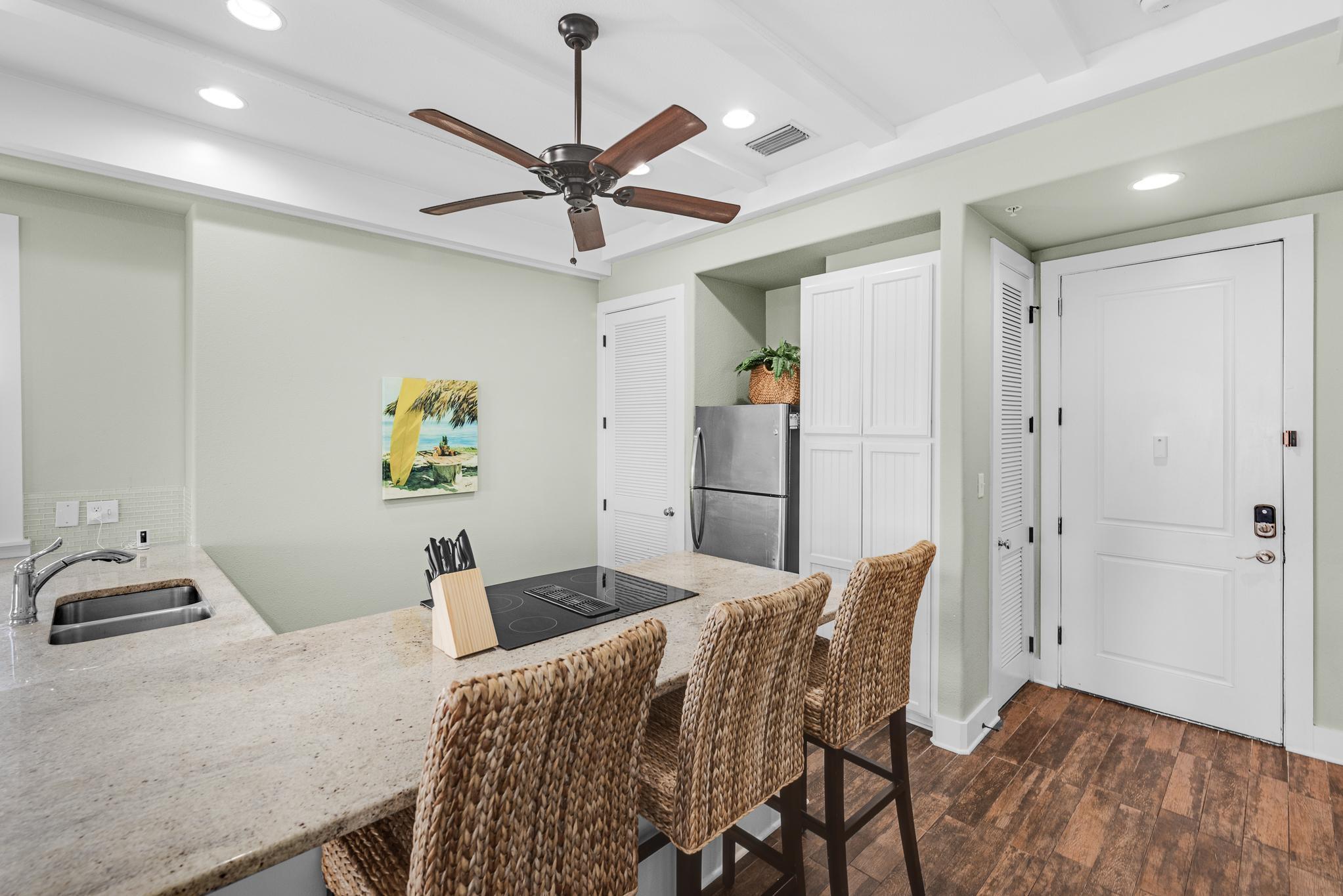 170 Social Cir # #11, Port Aransas, TX 78373