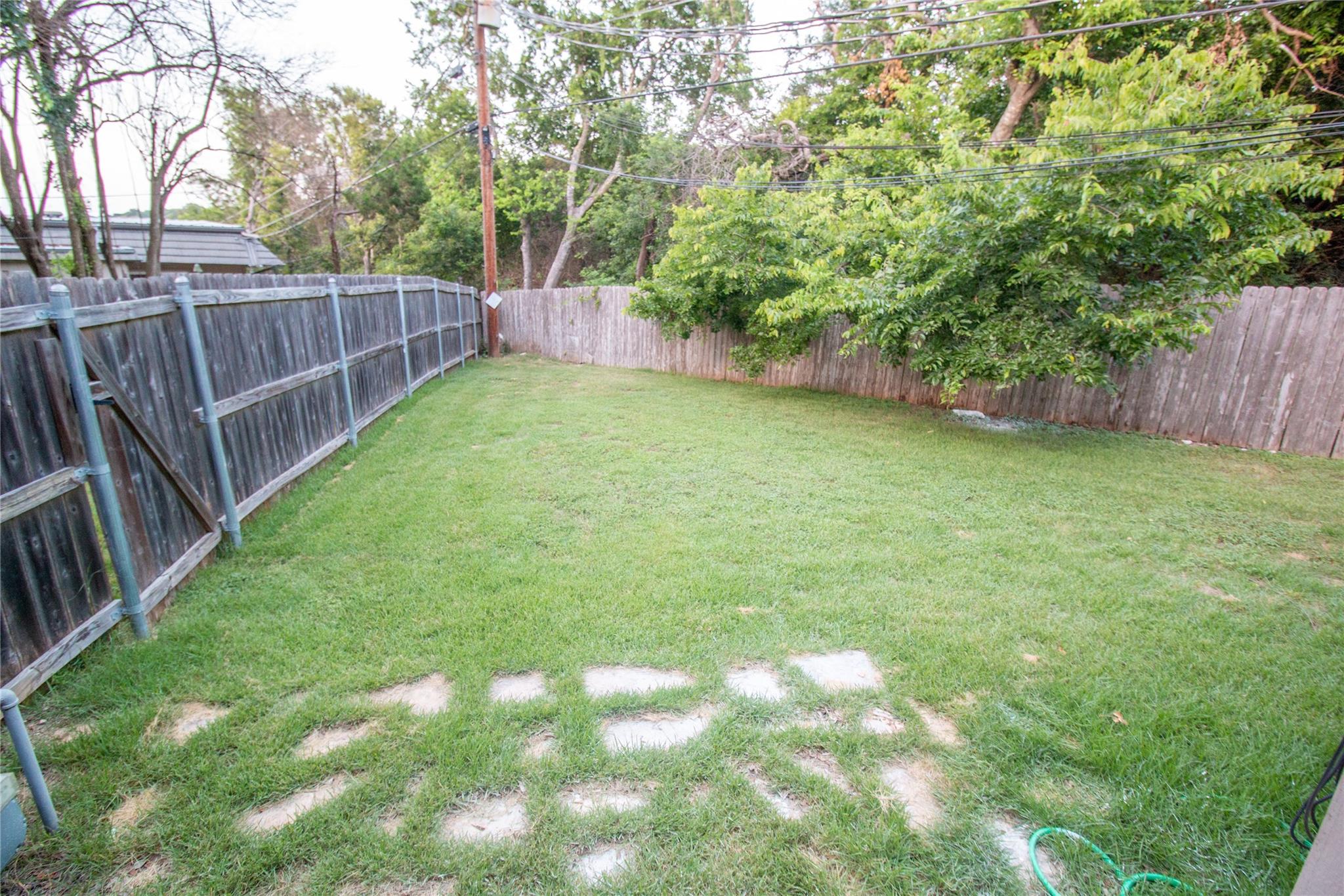 709 Castle Ridge Rd # D, Austin, TX 78746