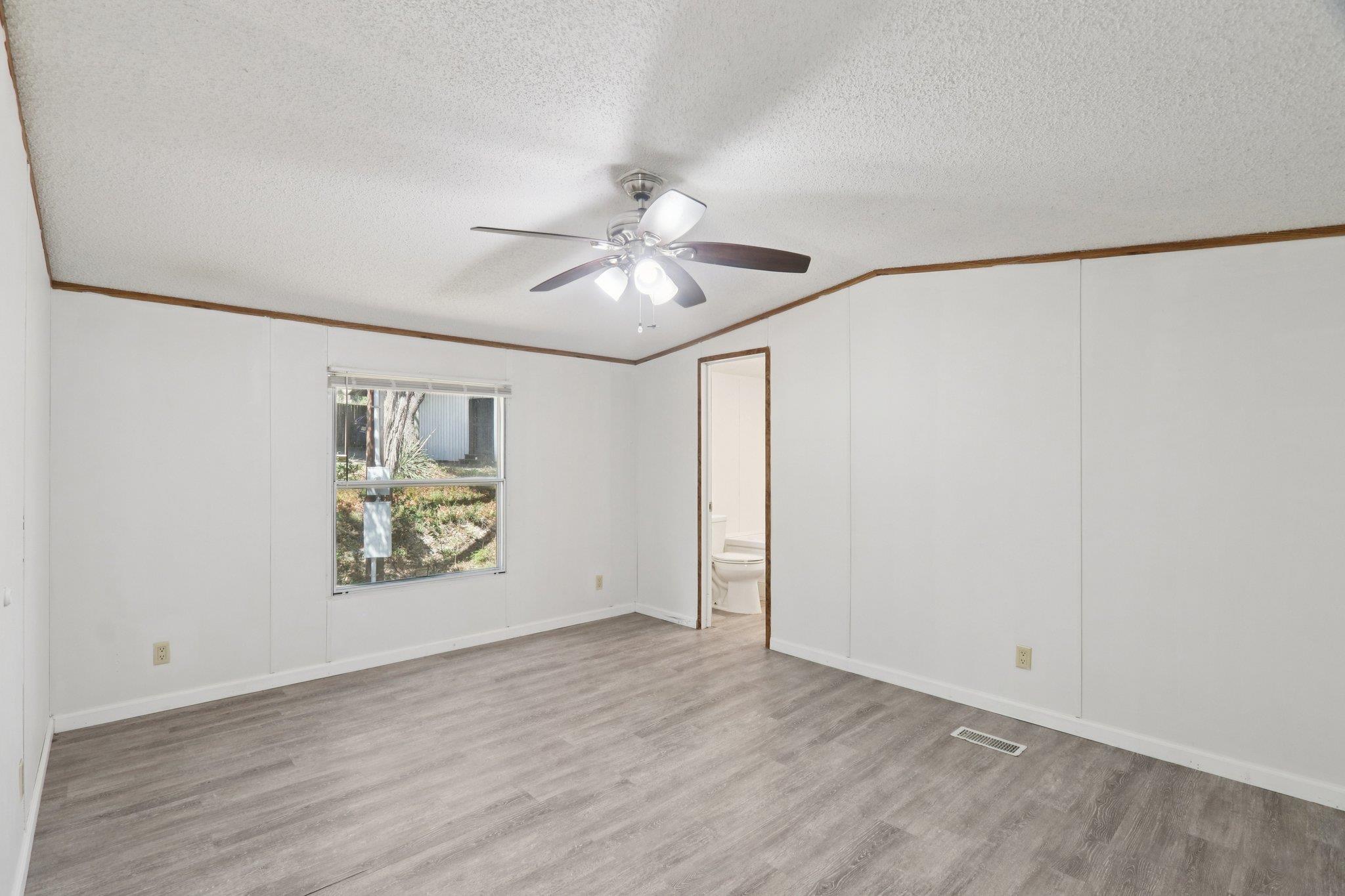 21522 Long Hill Dr, Leander, TX 78641