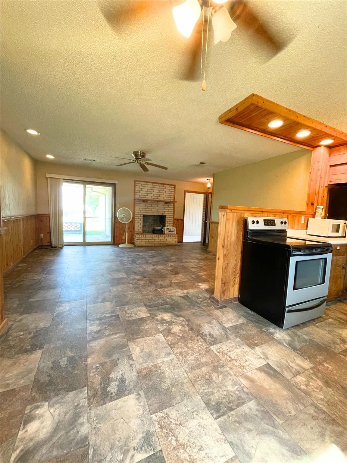 121 Bruce St, Brady, TX 76825