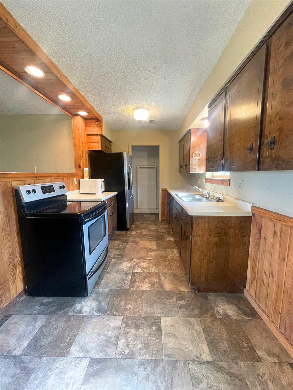 121 Bruce St, Brady, TX 76825