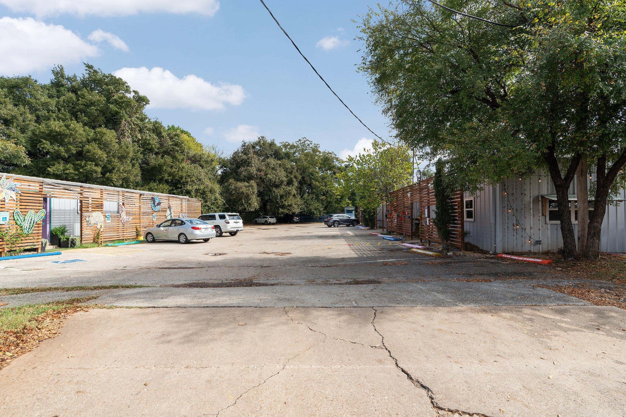 729 Airport Blvd, Austin, TX 78702