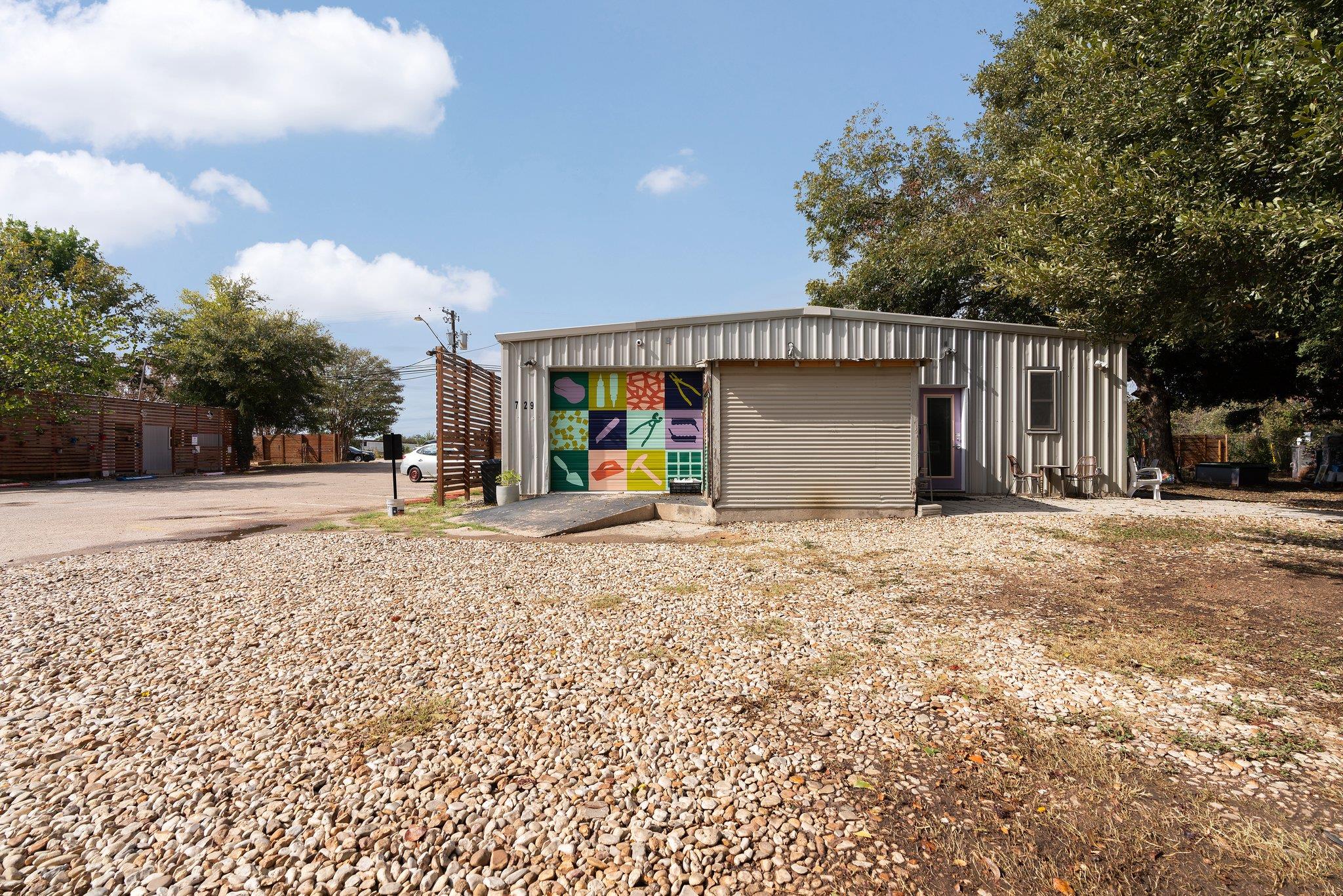 729 Airport Blvd, Austin, TX 78702
