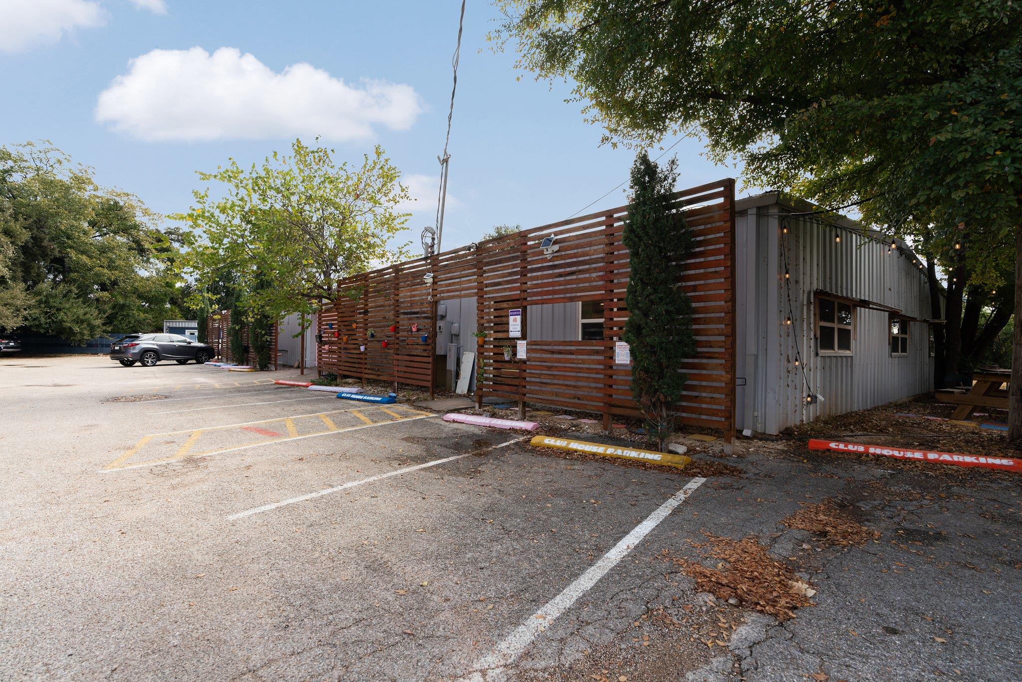 729 Airport Blvd, Austin, TX 78702