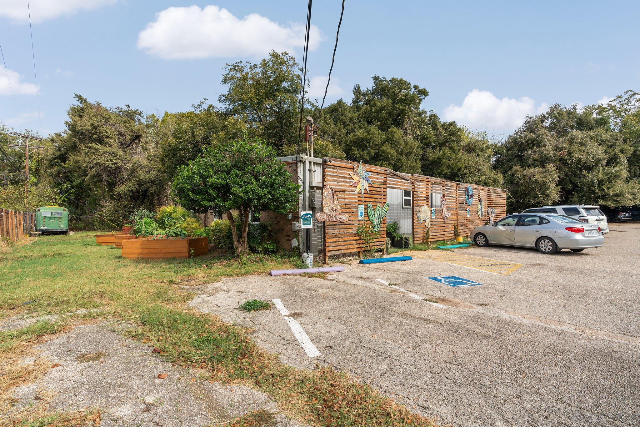 729 Airport Blvd, Austin, TX 78702