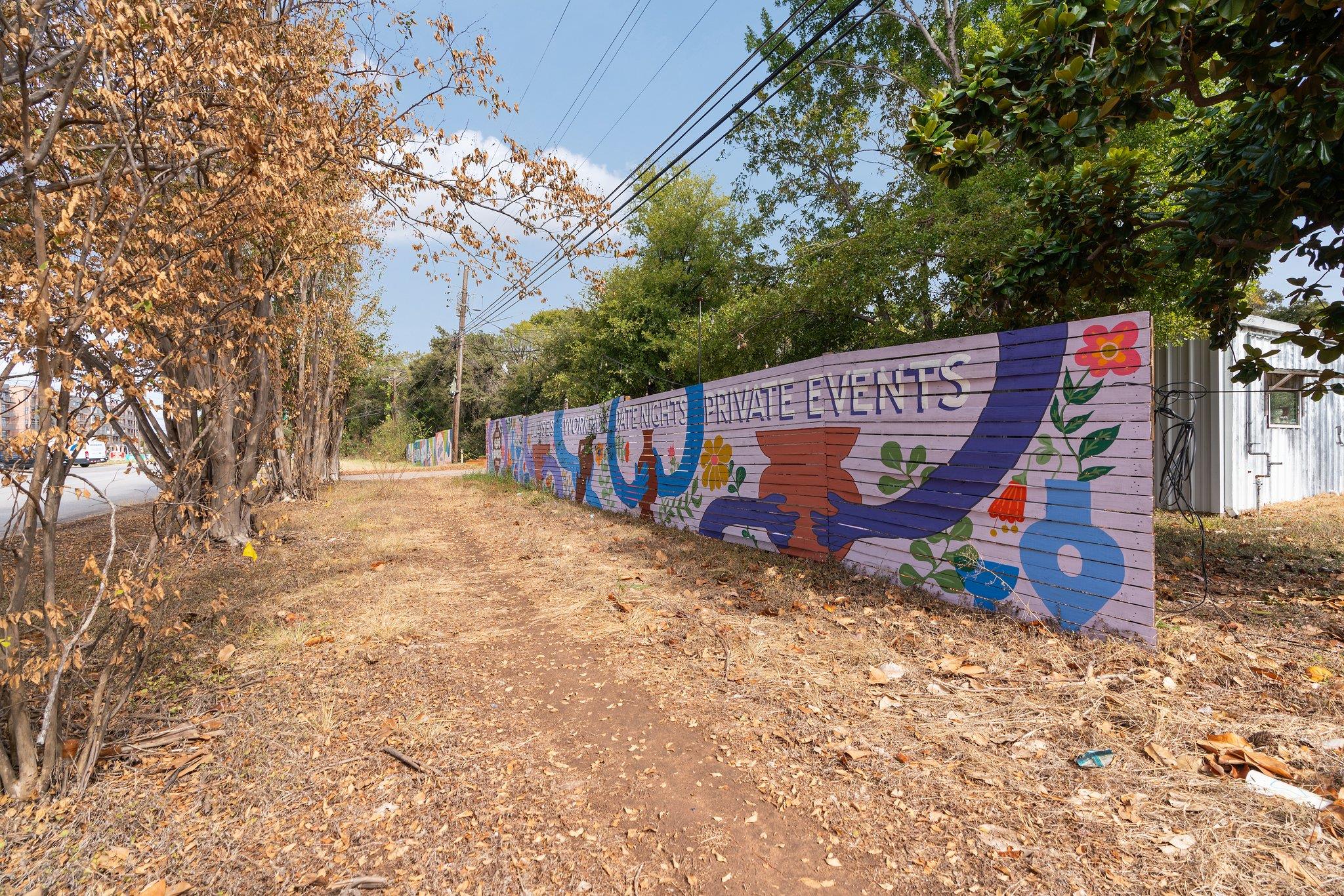 729 Airport Blvd, Austin, TX 78702