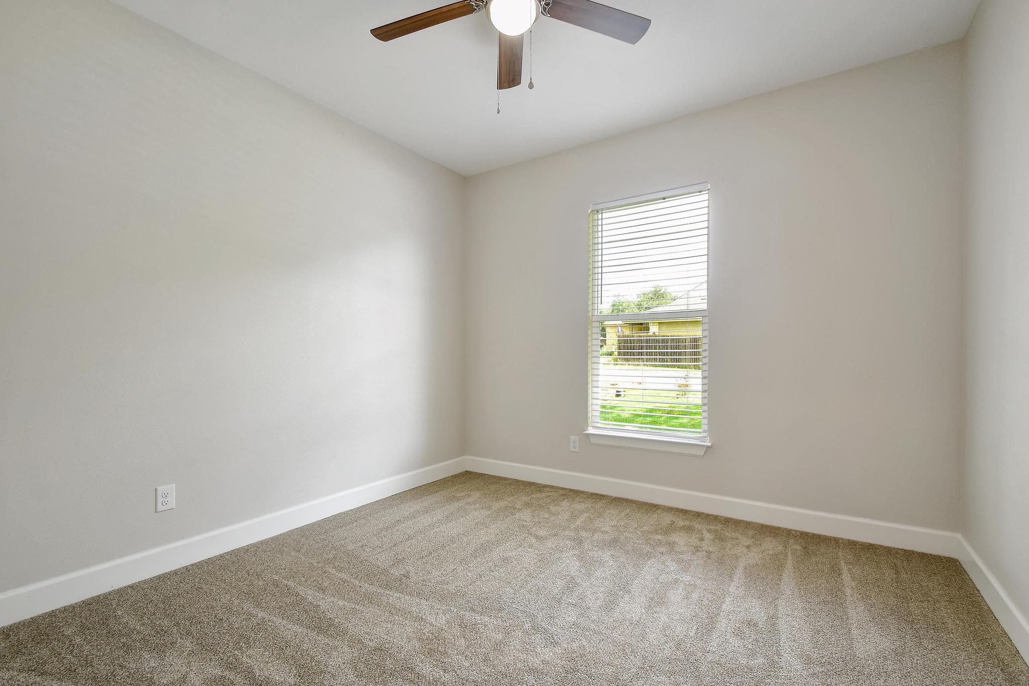 2109 Meadow View Dr, San Marcos, TX 78666