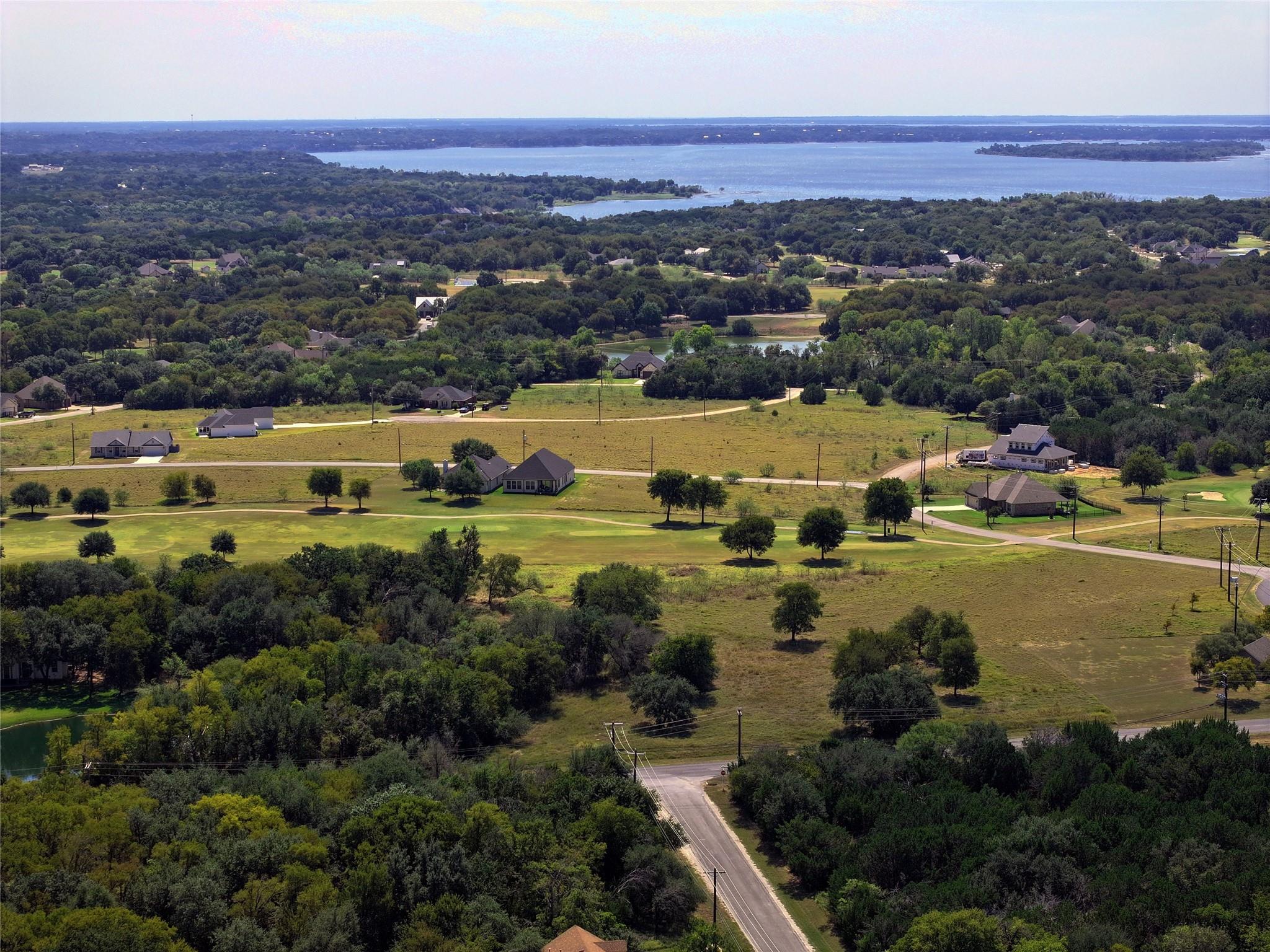 1090 White Bluff Dr, Whitney, TX 76692