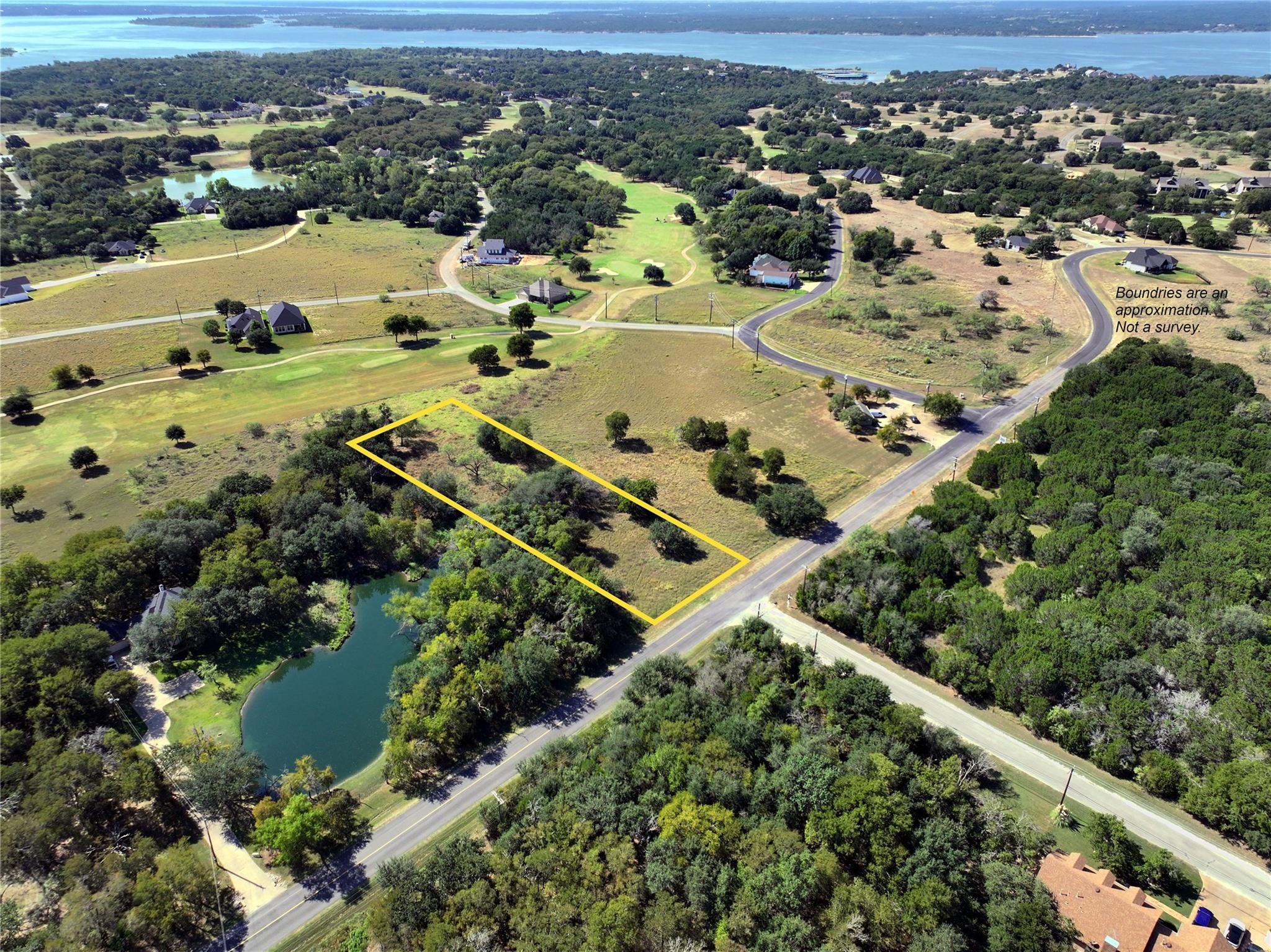 1090 White Bluff Dr, Whitney, TX 76692