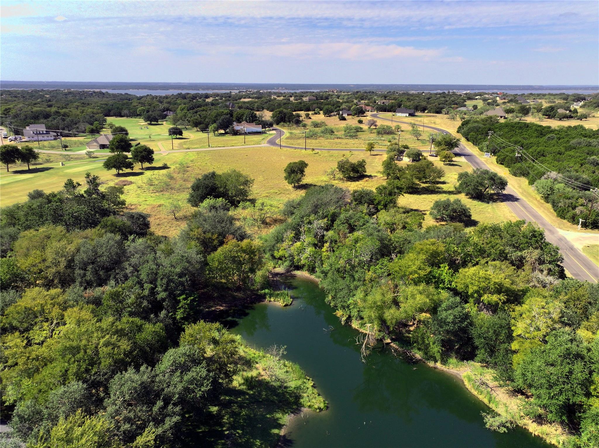 1090 White Bluff Dr, Whitney, TX 76692