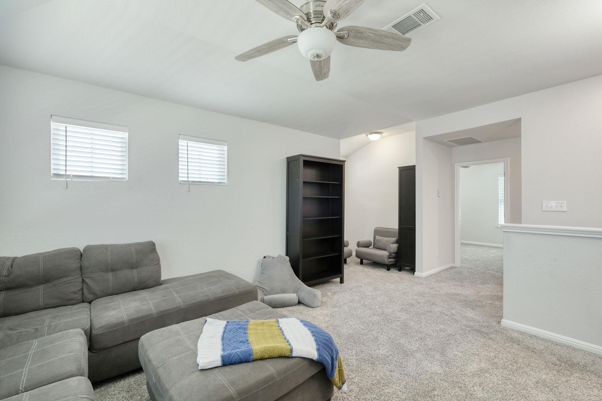 1009 Whelk Loop, Hutto, TX 78634