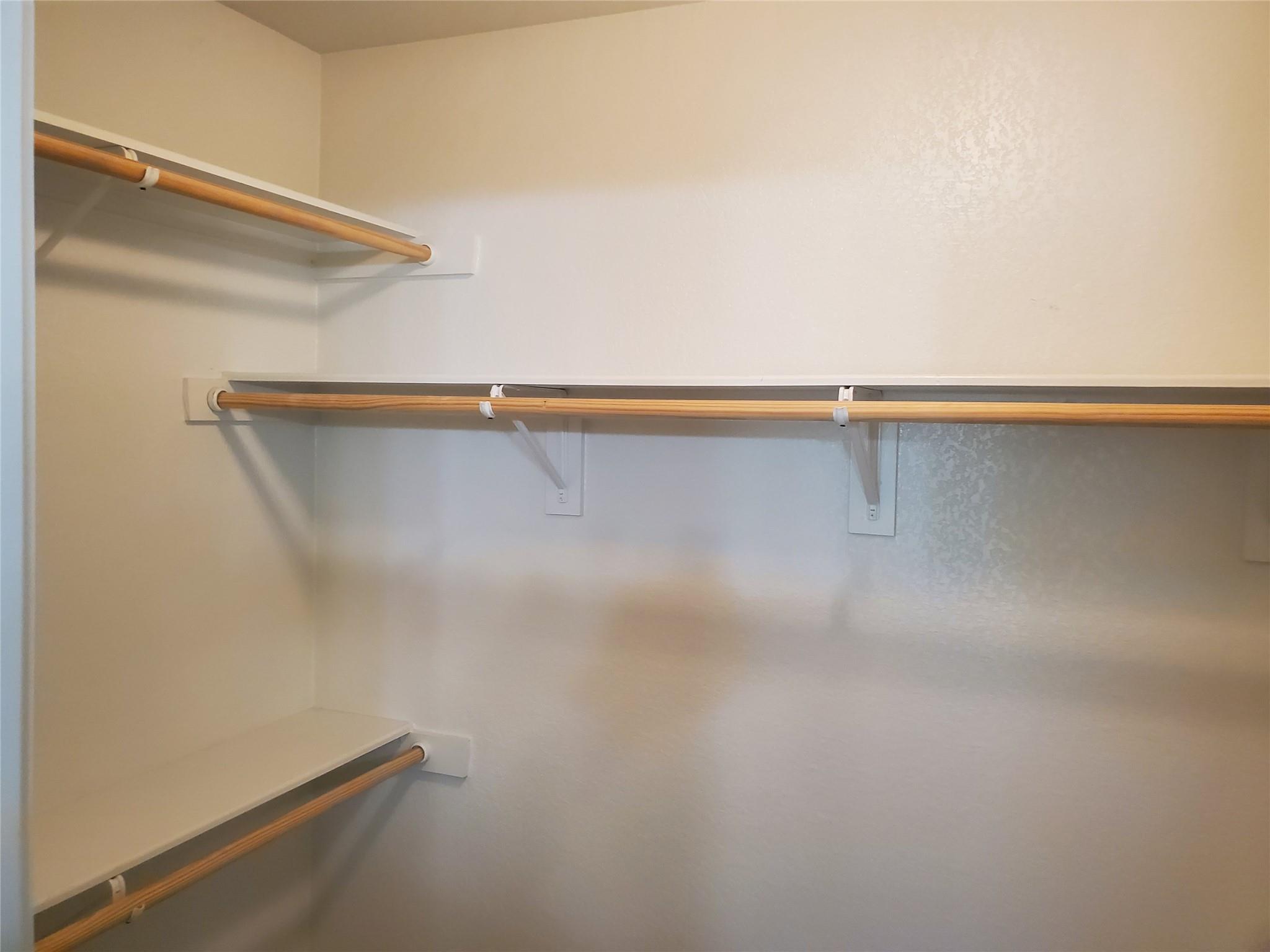 4319 County Road 455, Thorndale, TX 76577