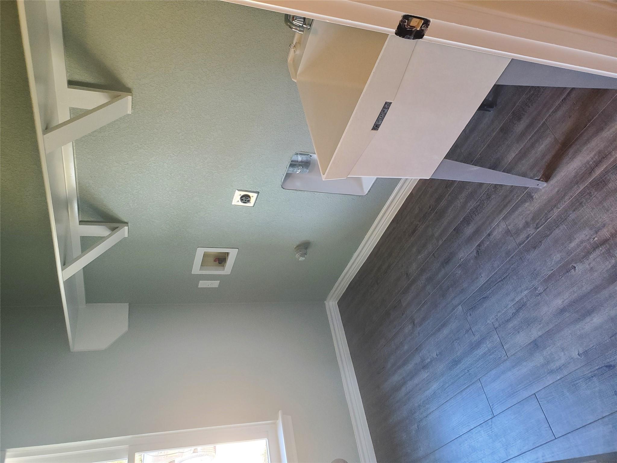 4319 County Road 455, Thorndale, TX 76577