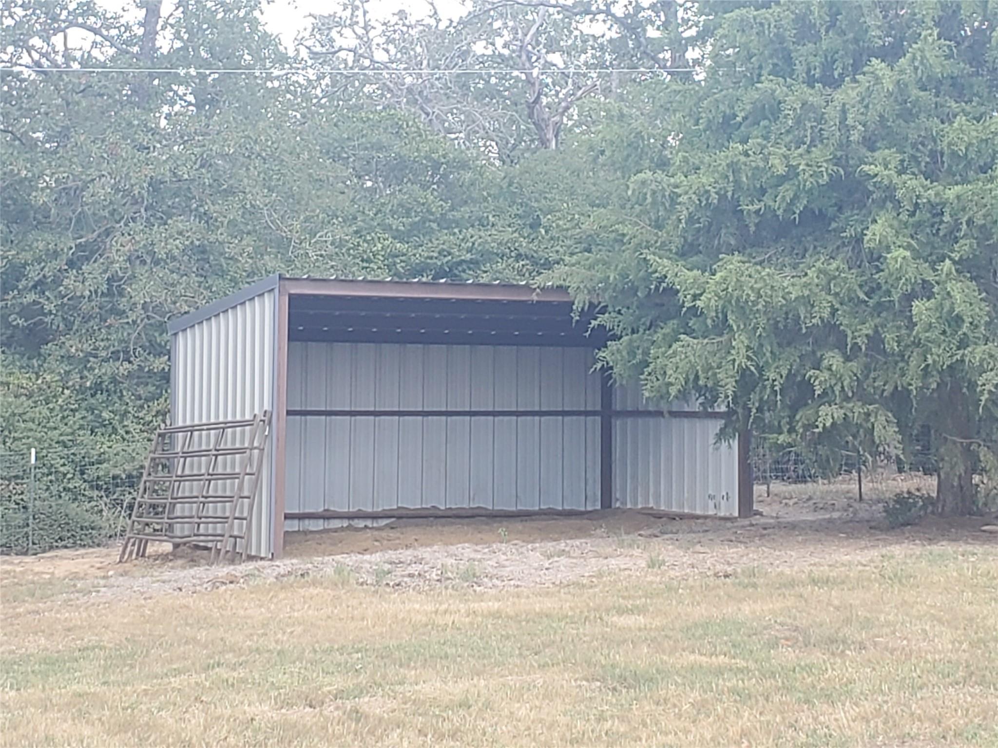 4319 County Road 455, Thorndale, TX 76577