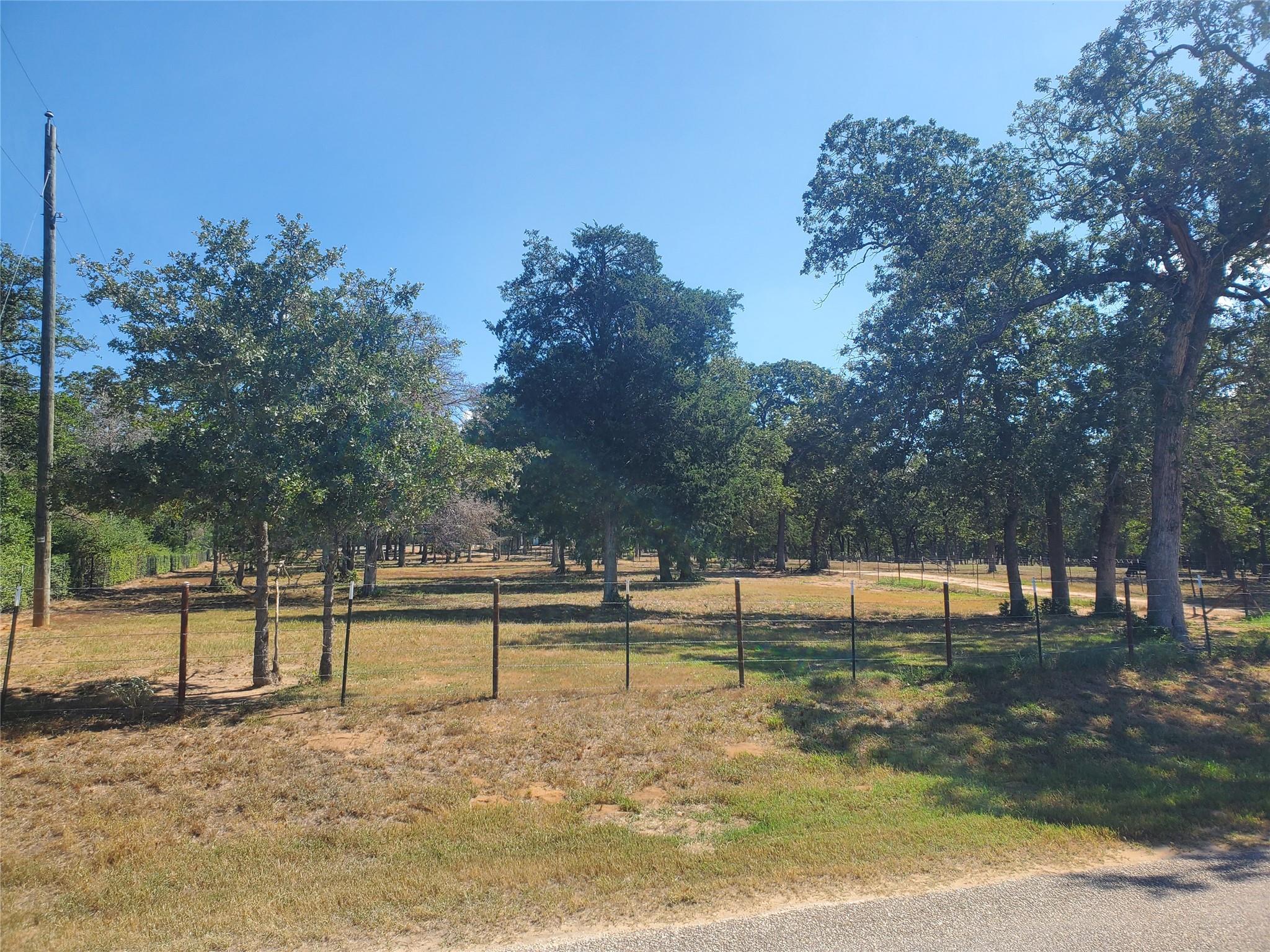 4319 County Road 455, Thorndale, TX 76577