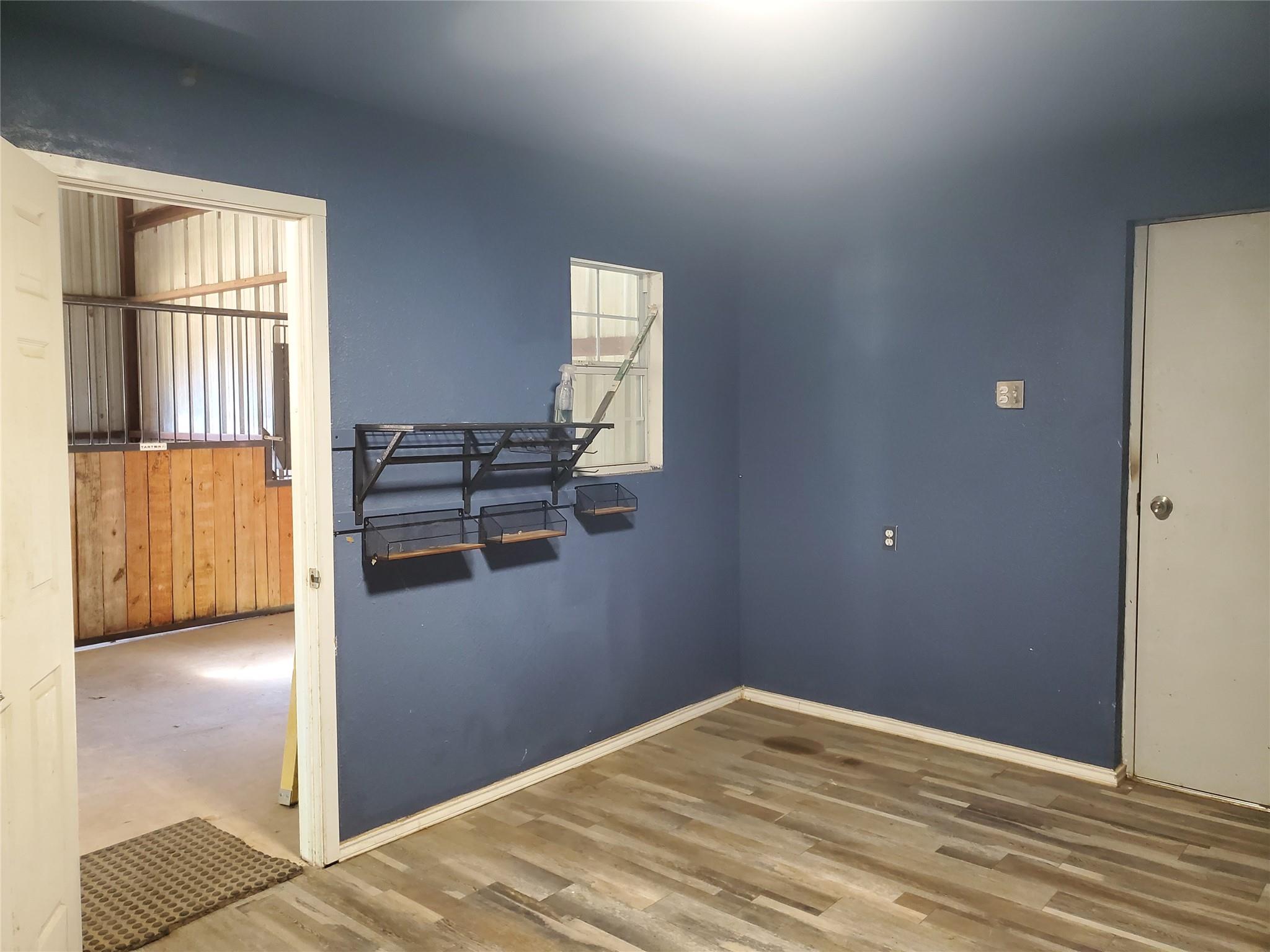 4319 County Road 455, Thorndale, TX 76577