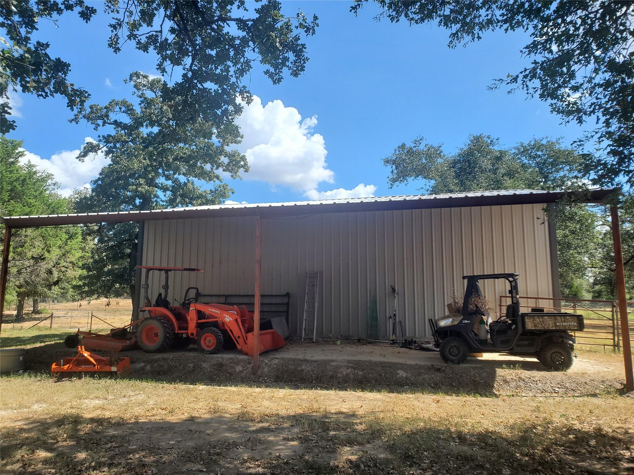 4319 County Road 455, Thorndale, TX 76577